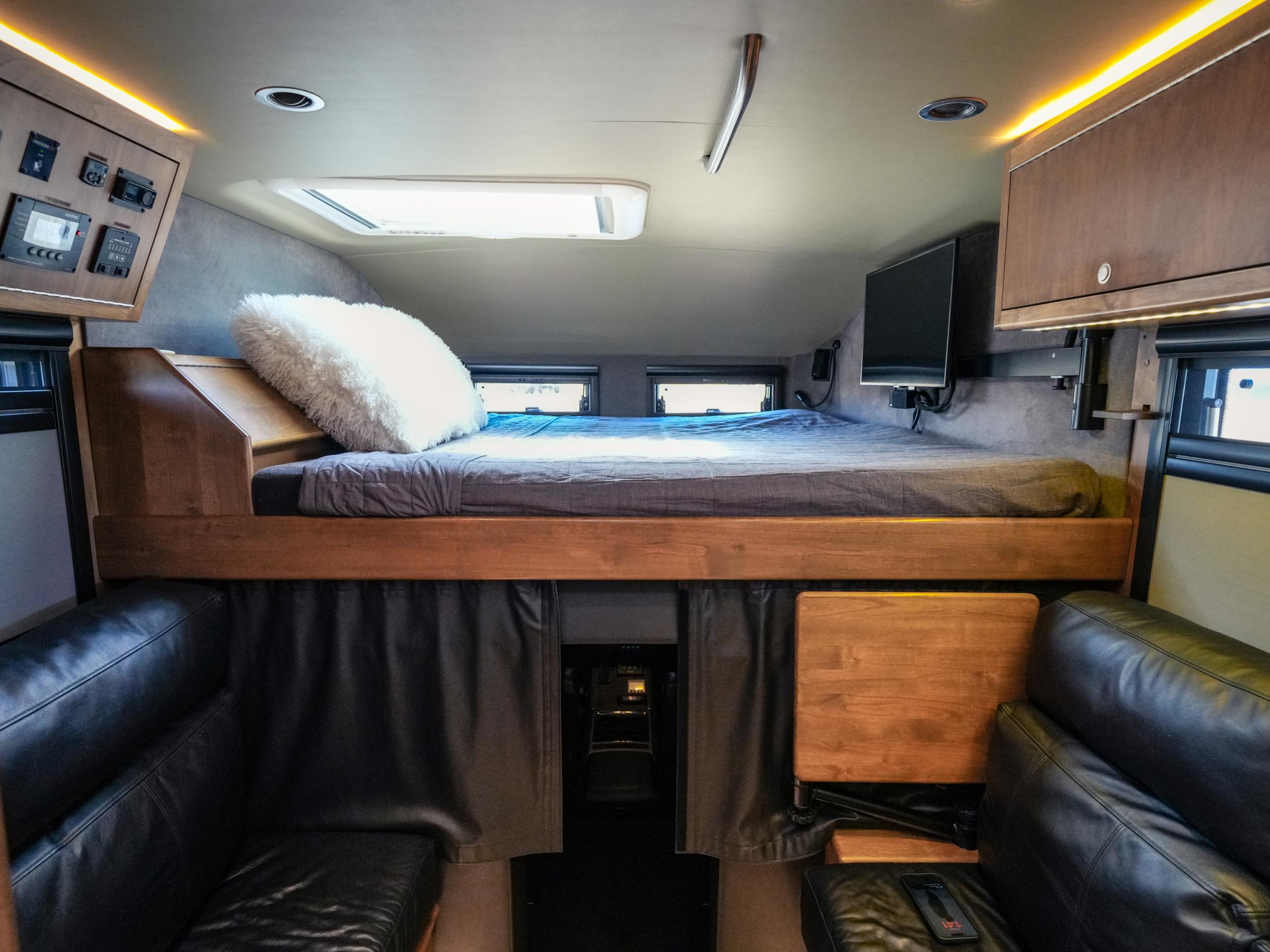 2014 EarthRoamer XV-LTS #133
