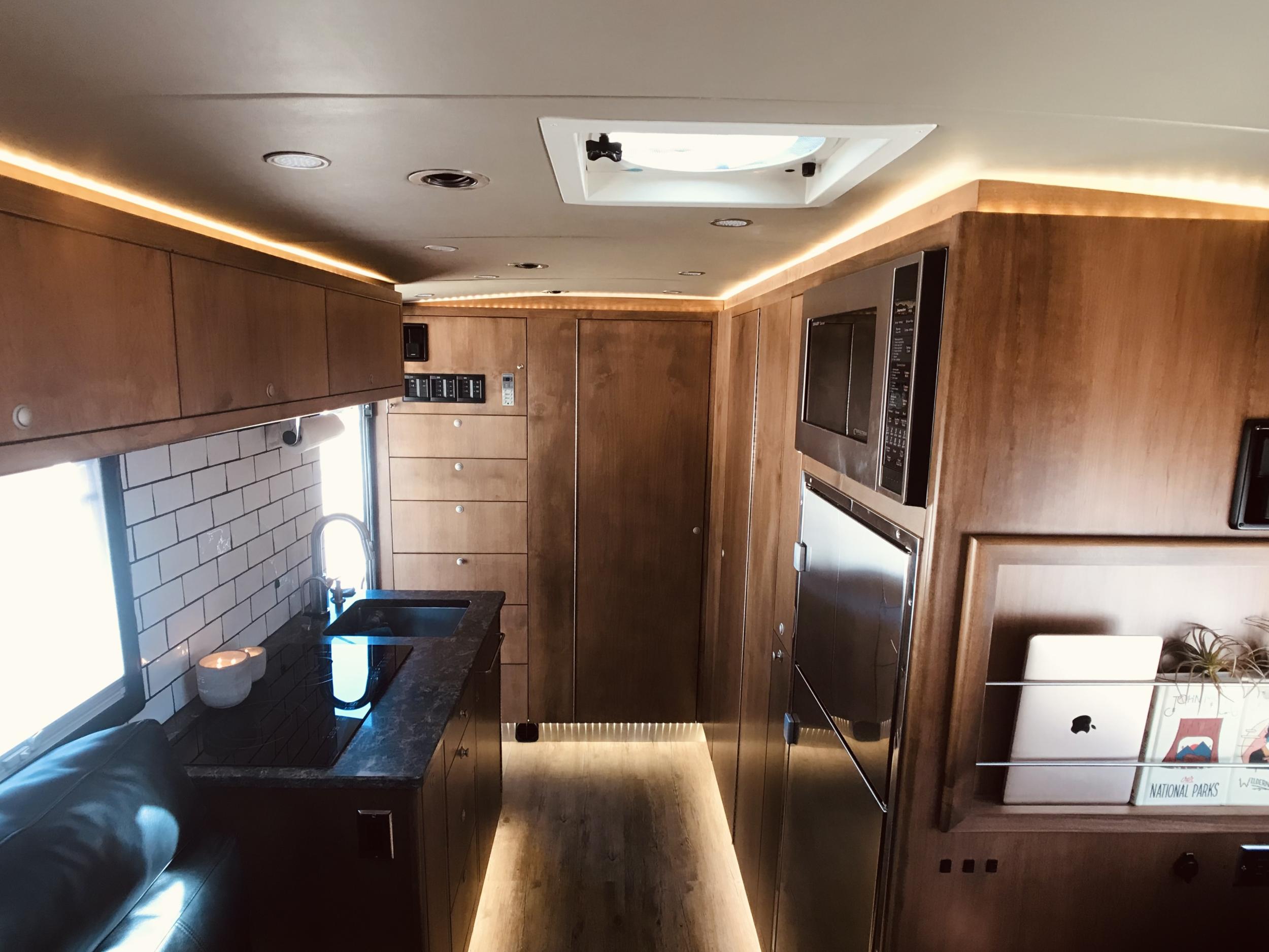 2014 EarthRoamer XV-LTS #133