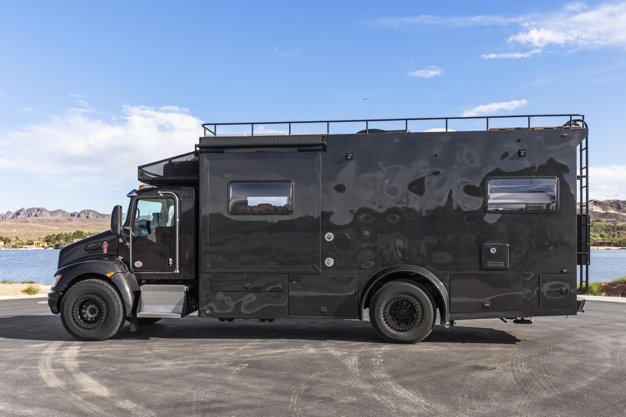 2017 Kenworth Expedition Vehicle