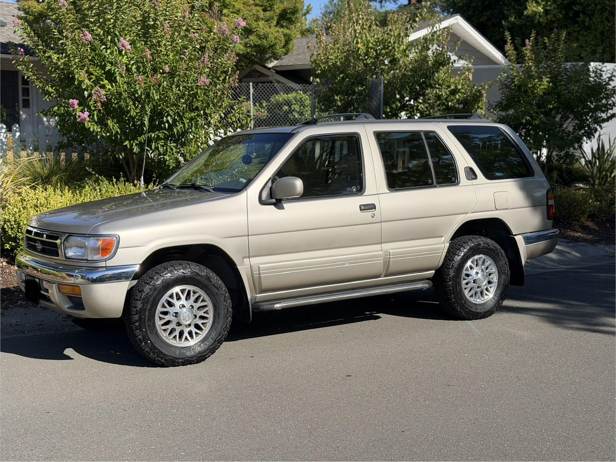  Nissan Pathfinder