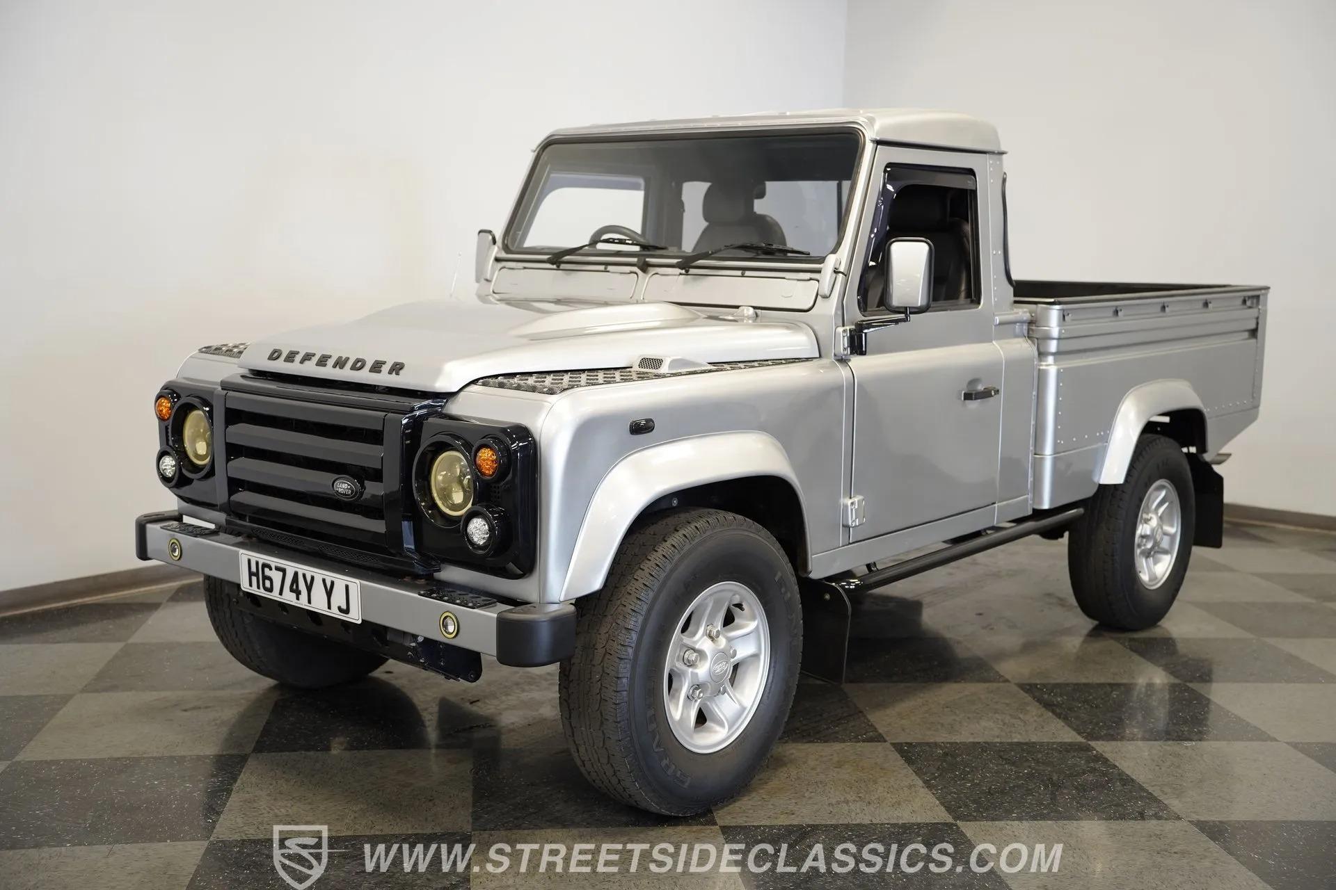  Land Rover Defender