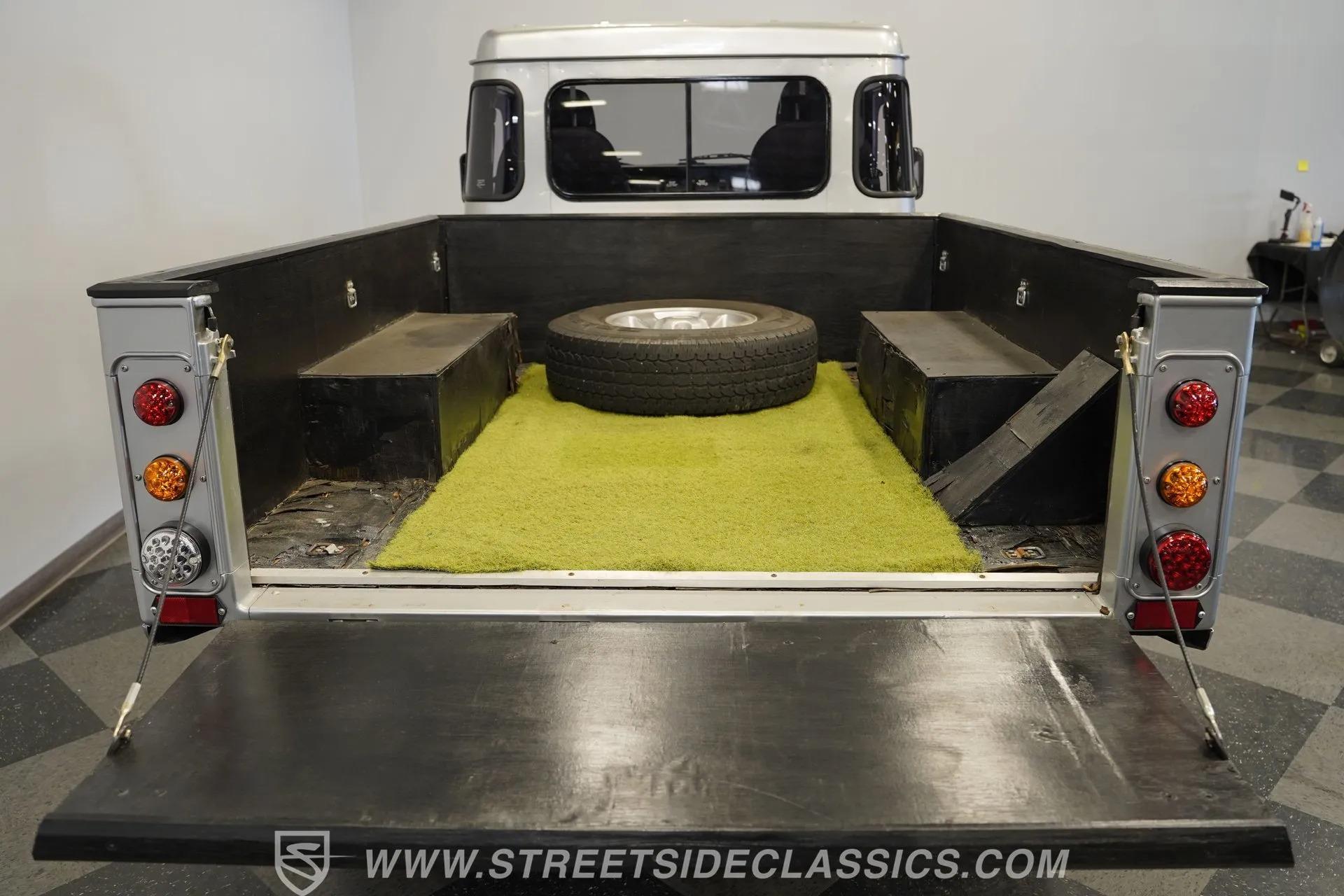 1990 Land Rover Defender 110 Hi-Cap