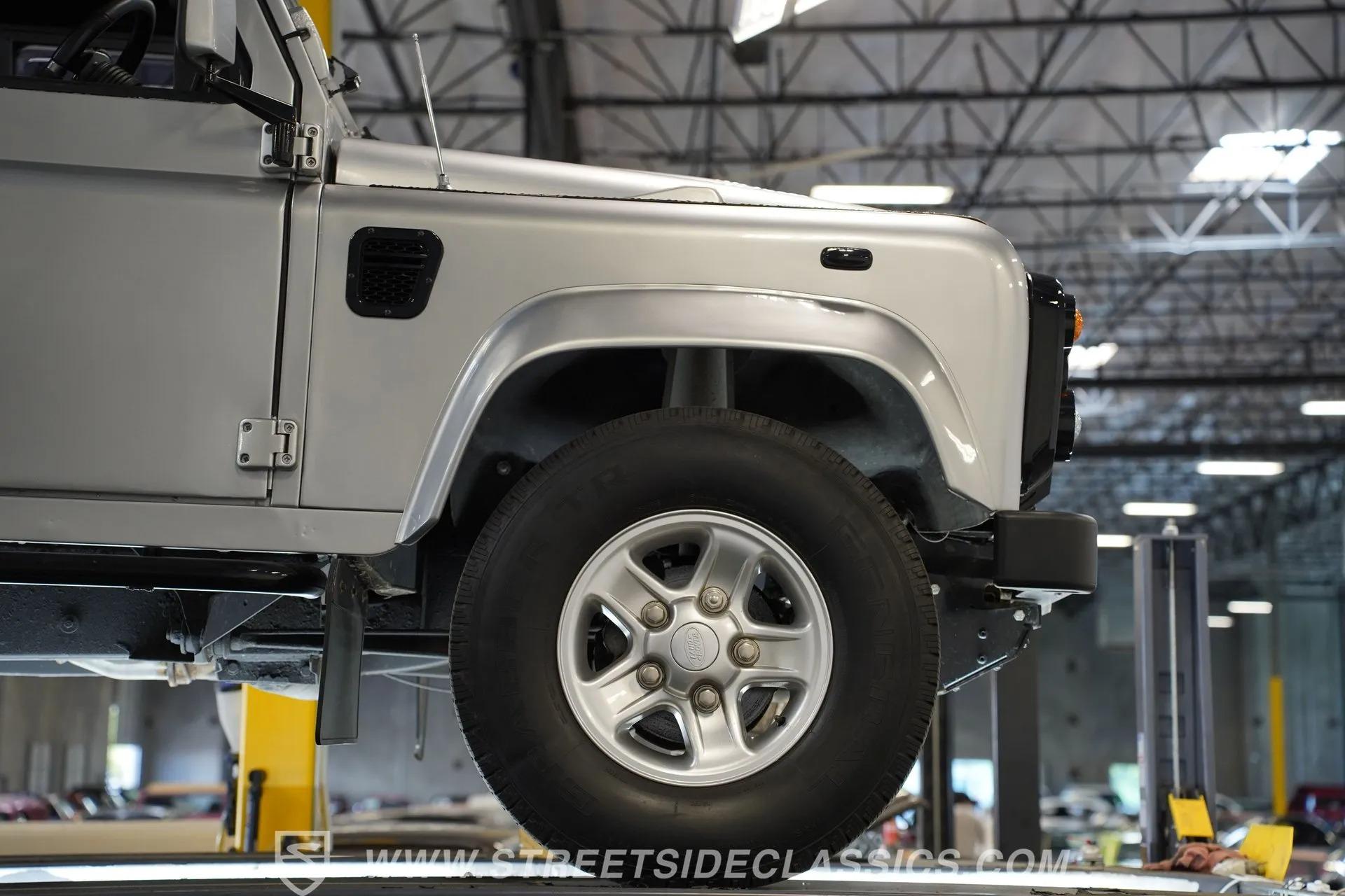 1990 Land Rover Defender 110 Hi-Cap