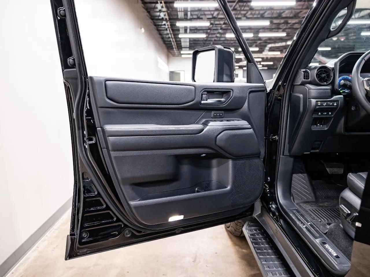 2024 Toyota Land Cruiser