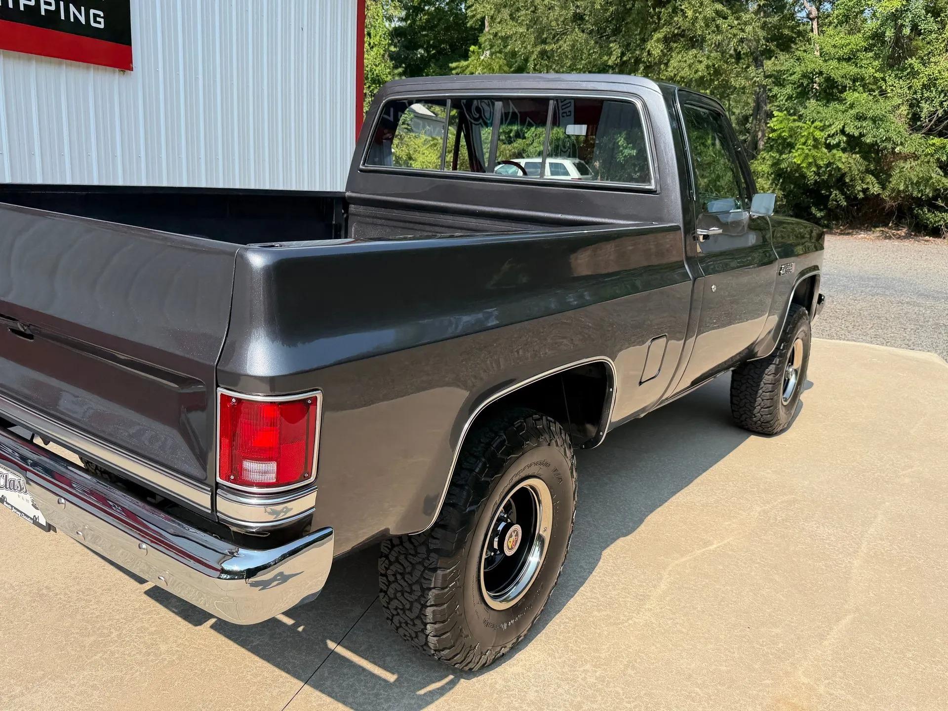 1987 GMC V1500 Sierra Classic