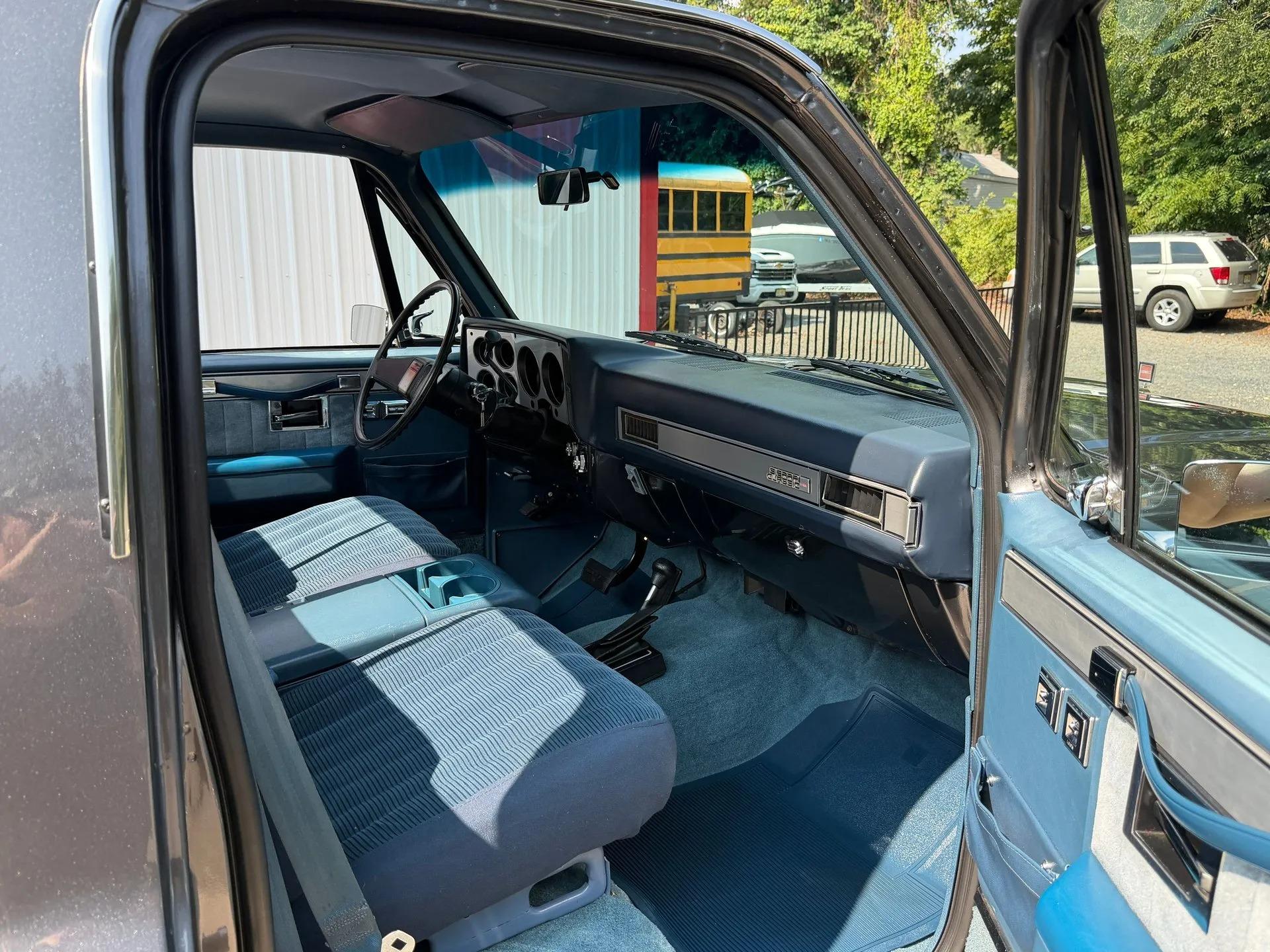 1987 GMC V1500 Sierra Classic