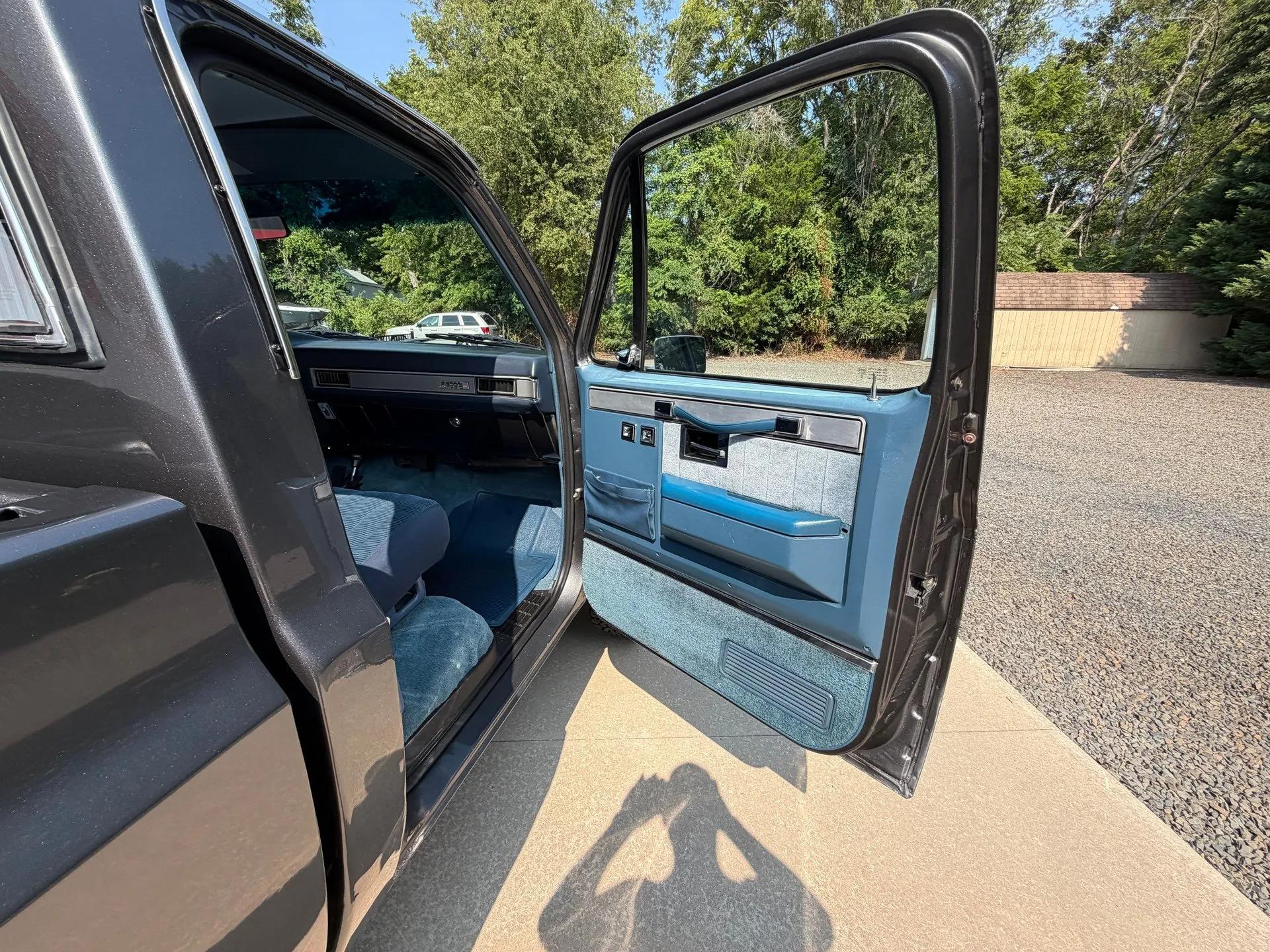 1987 GMC V1500 Sierra Classic
