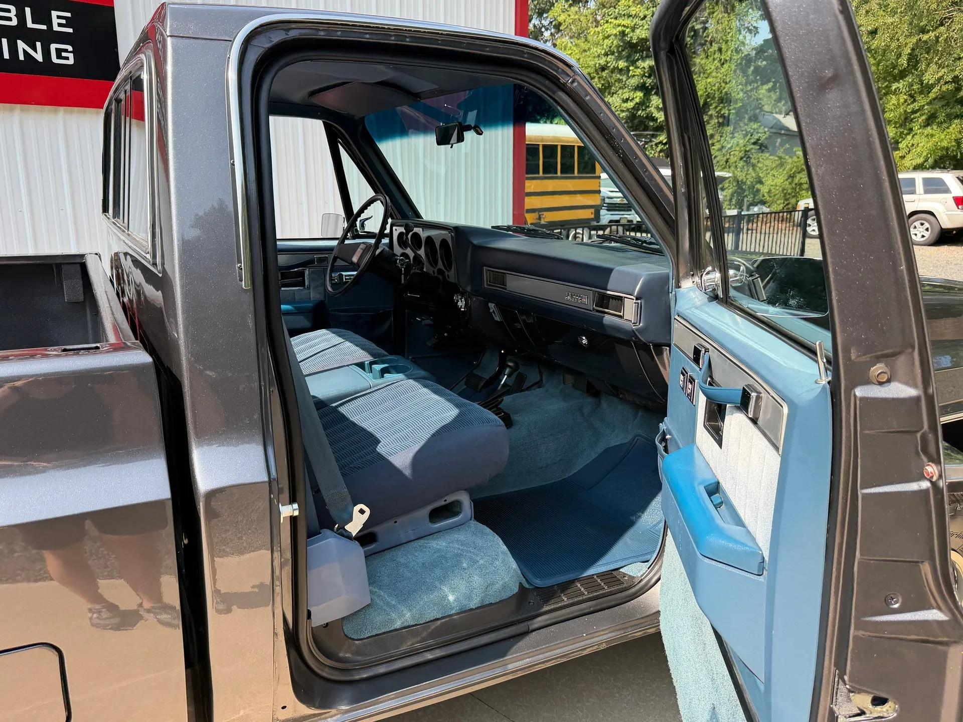1987 GMC V1500 Sierra Classic