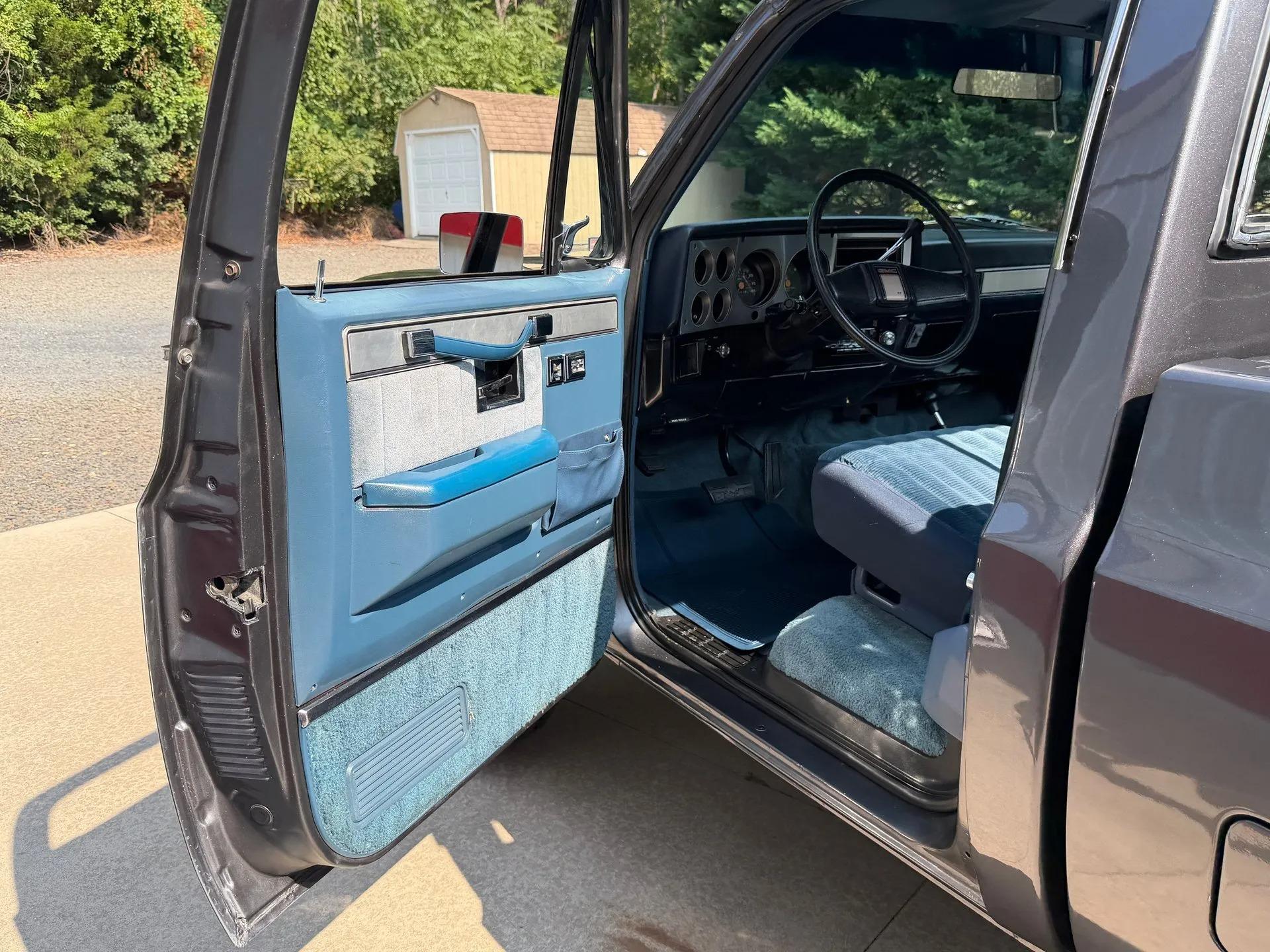 1987 GMC V1500 Sierra Classic
