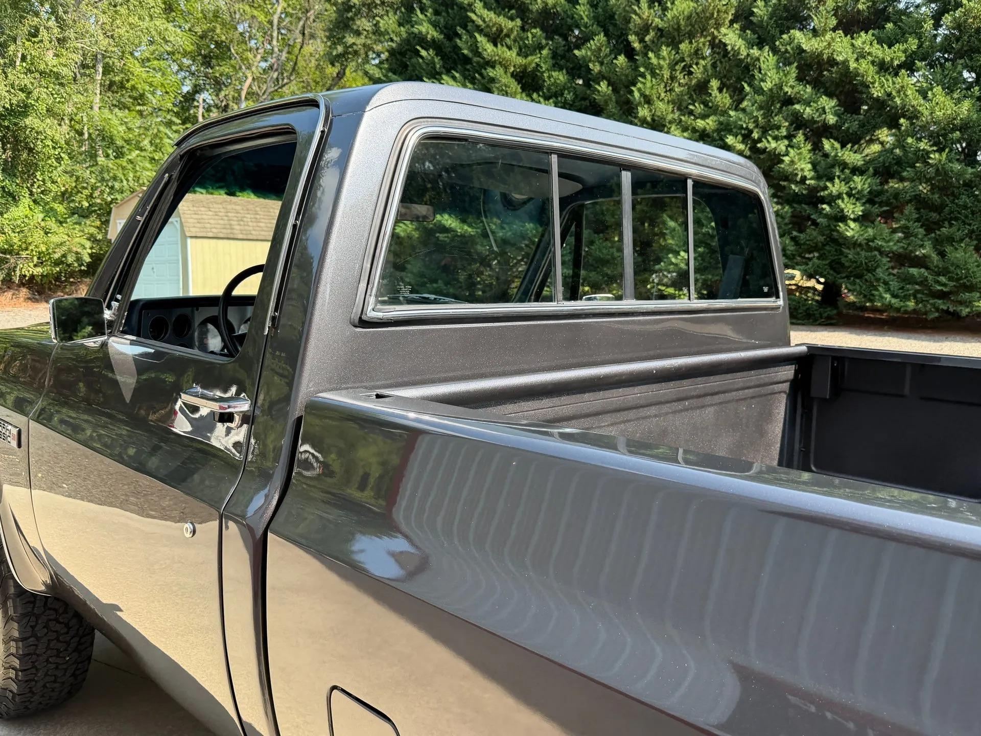 1987 GMC V1500 Sierra Classic