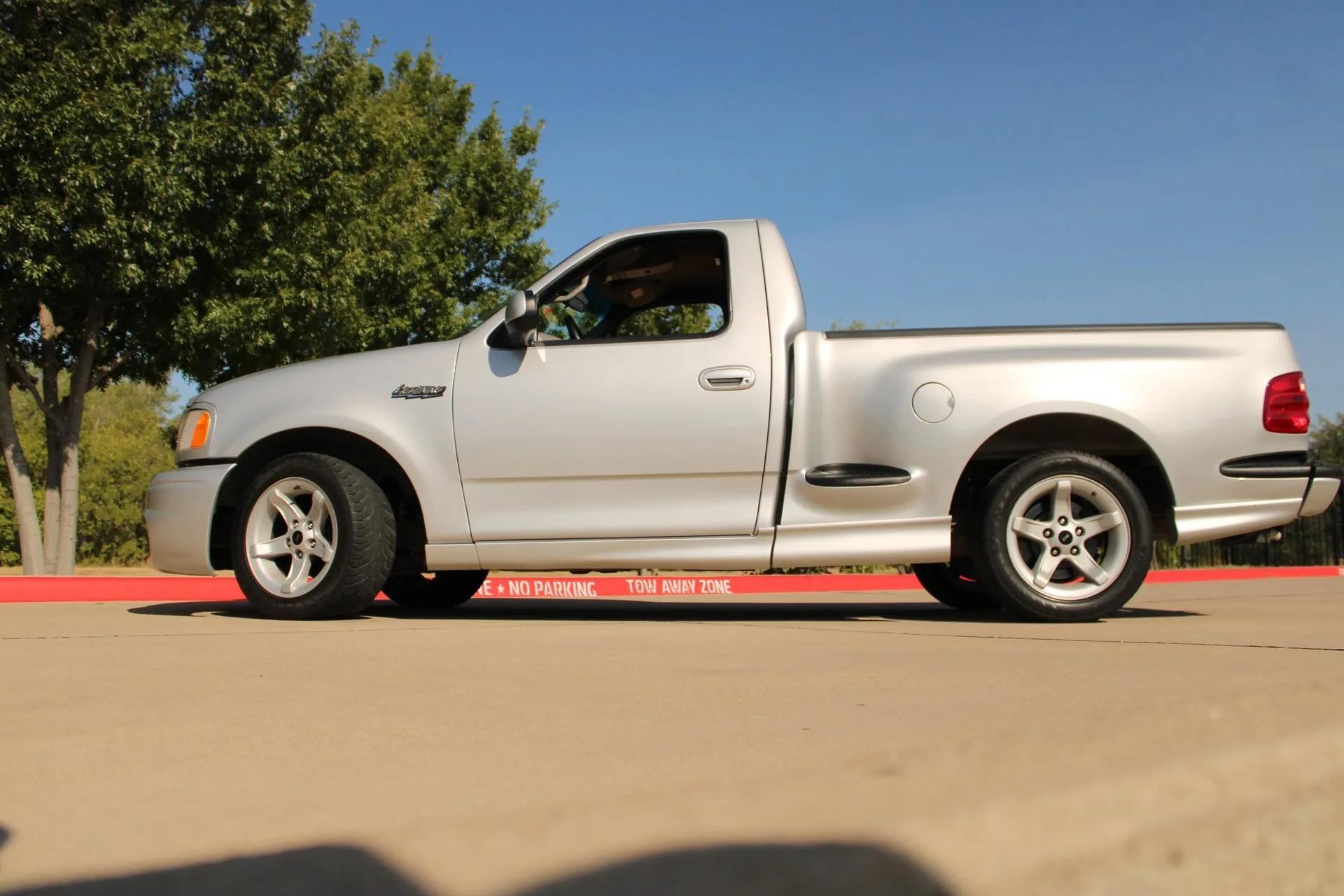 2000 Ford F150 SVT Lightning