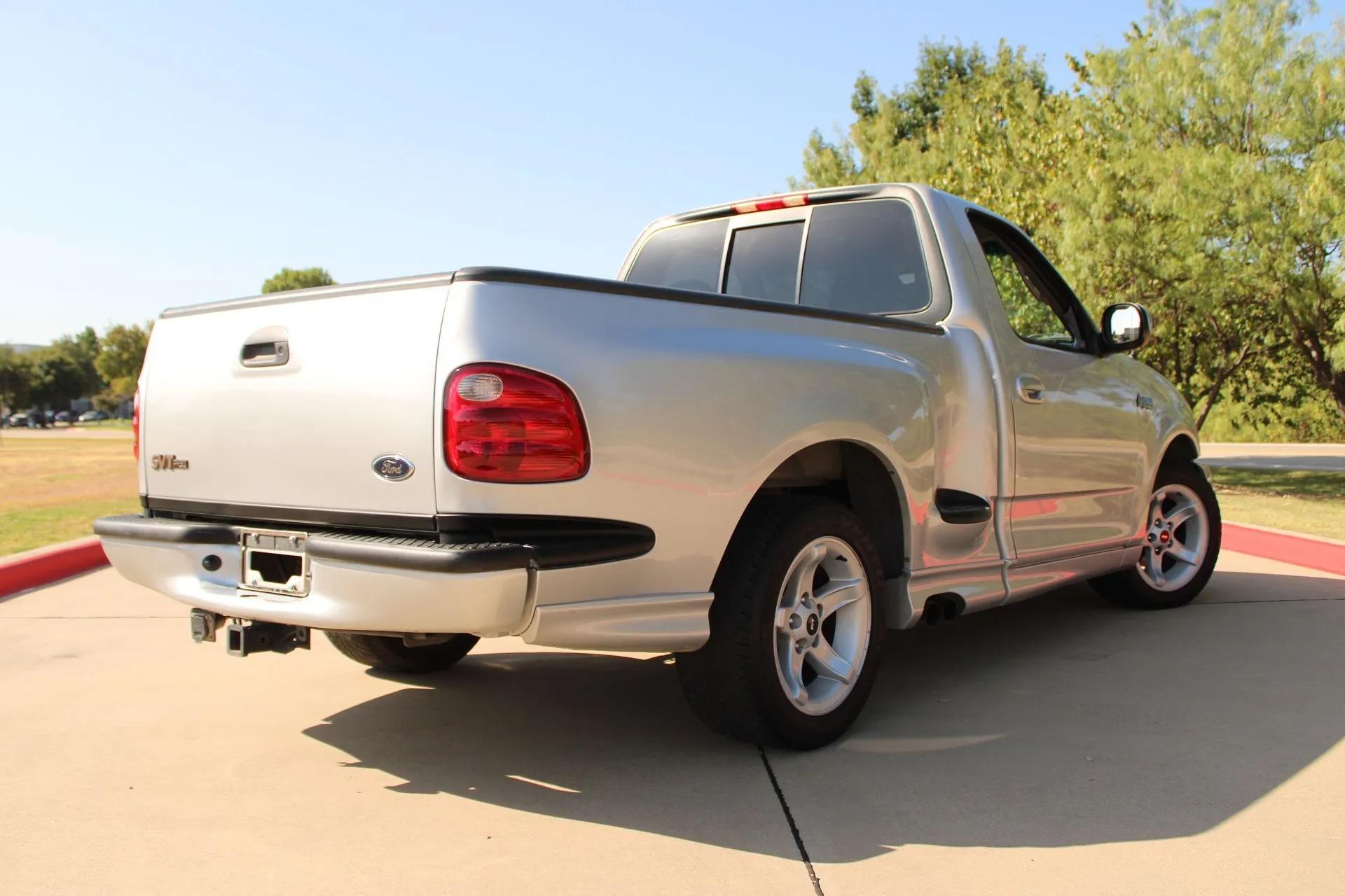 2000 Ford F150 SVT Lightning