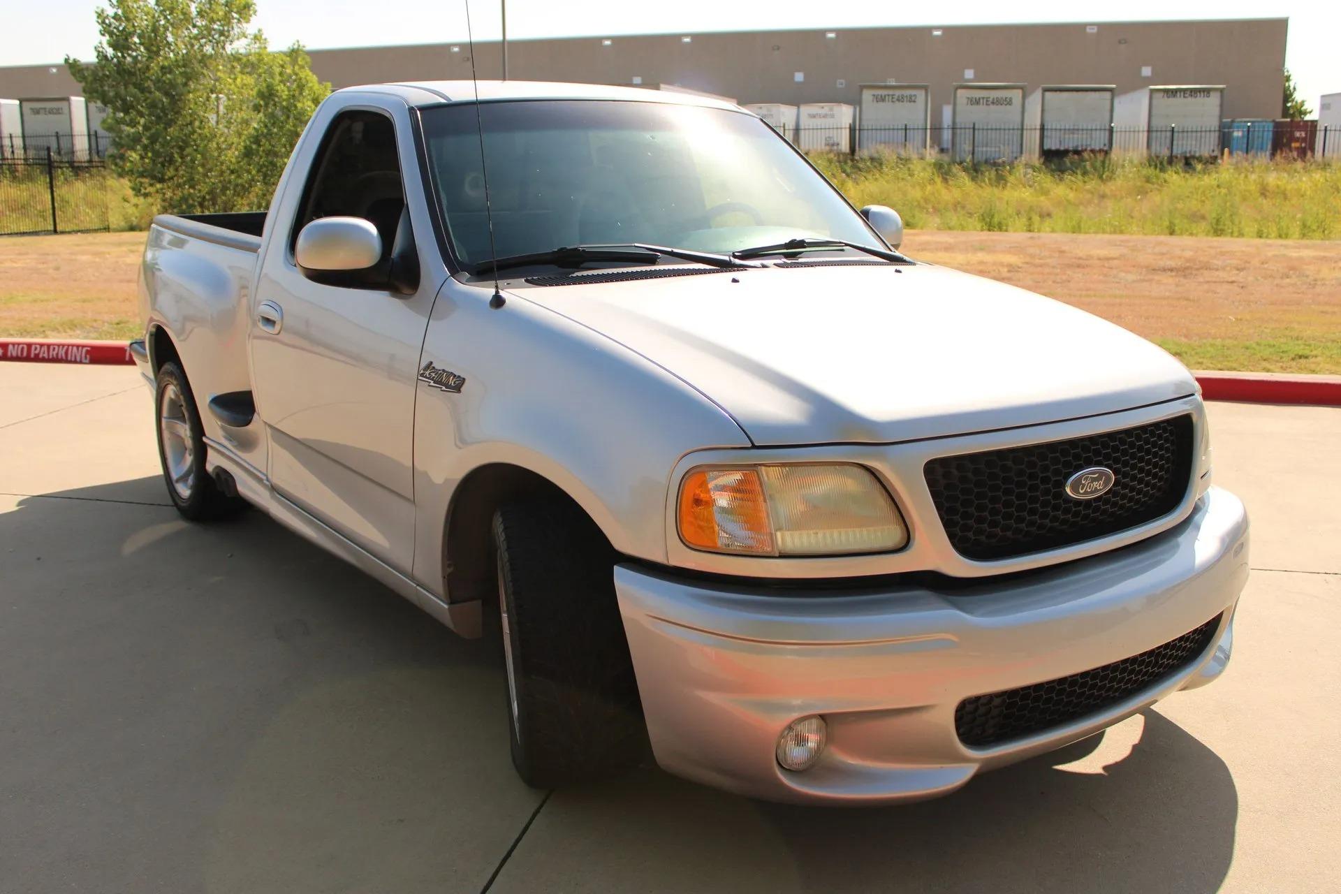 2000 Ford F150 SVT Lightning