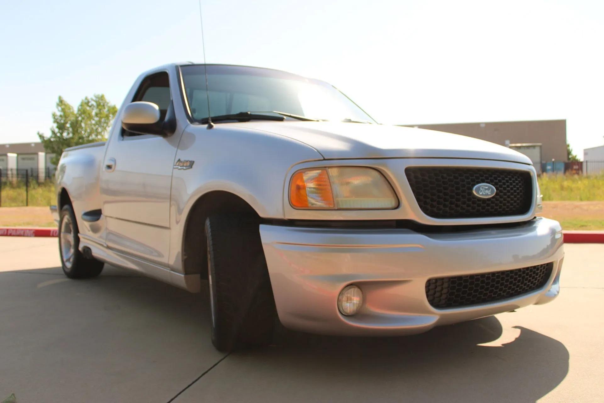 2000 Ford F150 SVT Lightning