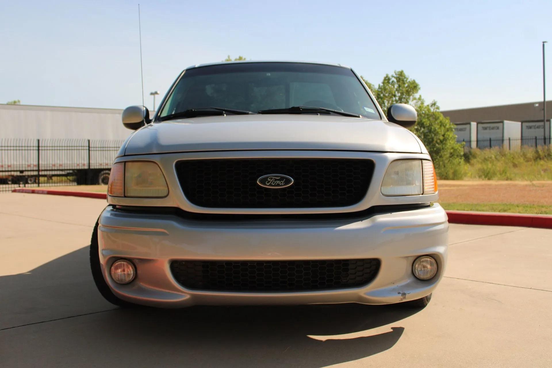 2000 Ford F150 SVT Lightning