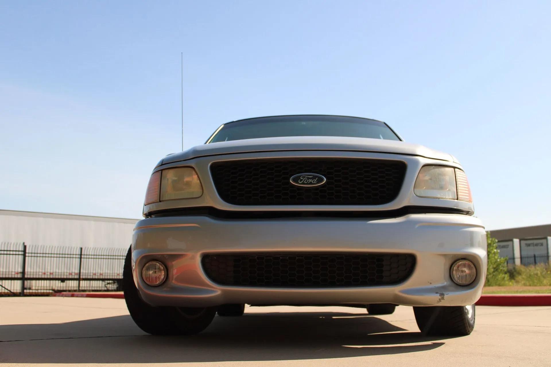 2000 Ford F150 SVT Lightning