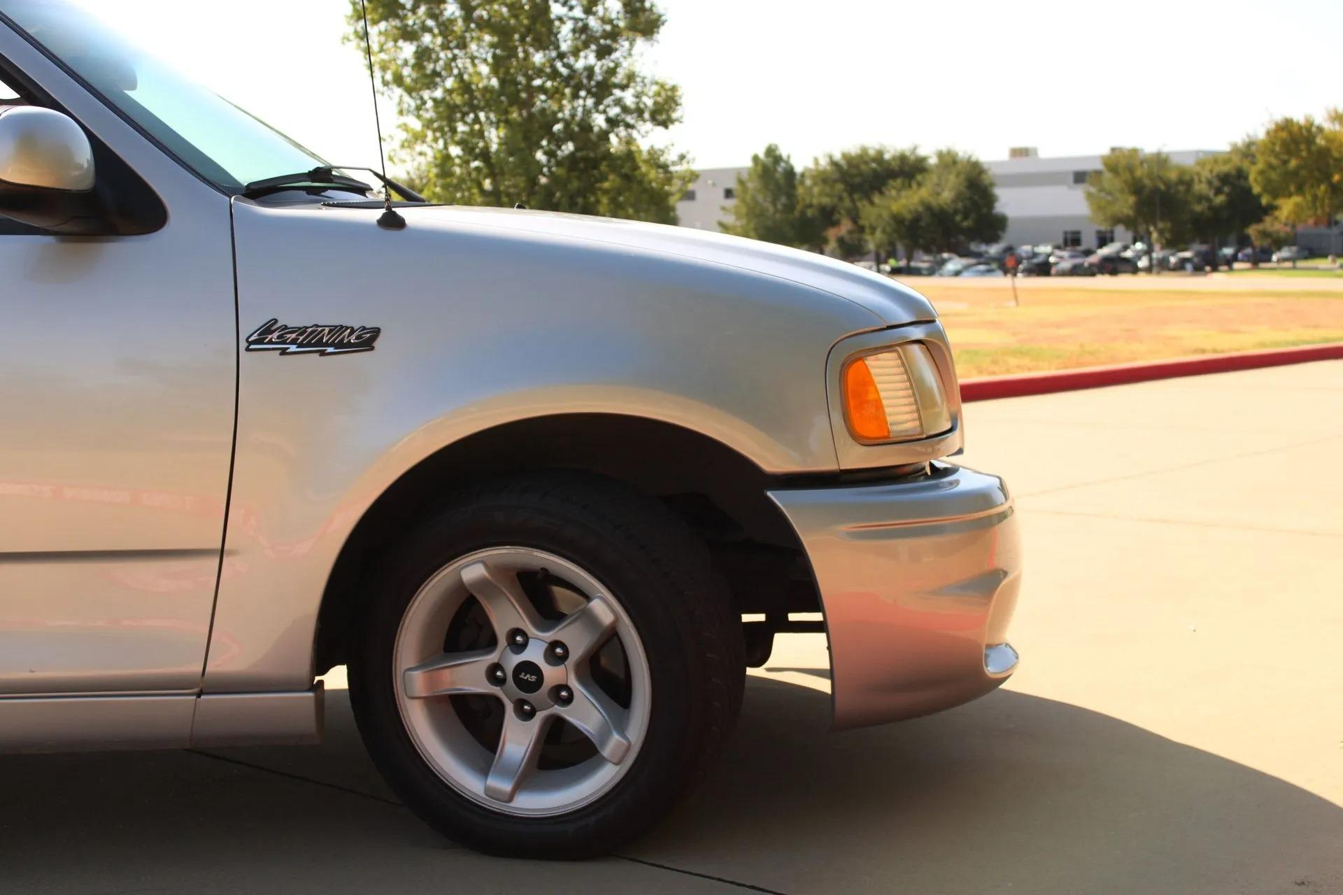 2000 Ford F150 SVT Lightning