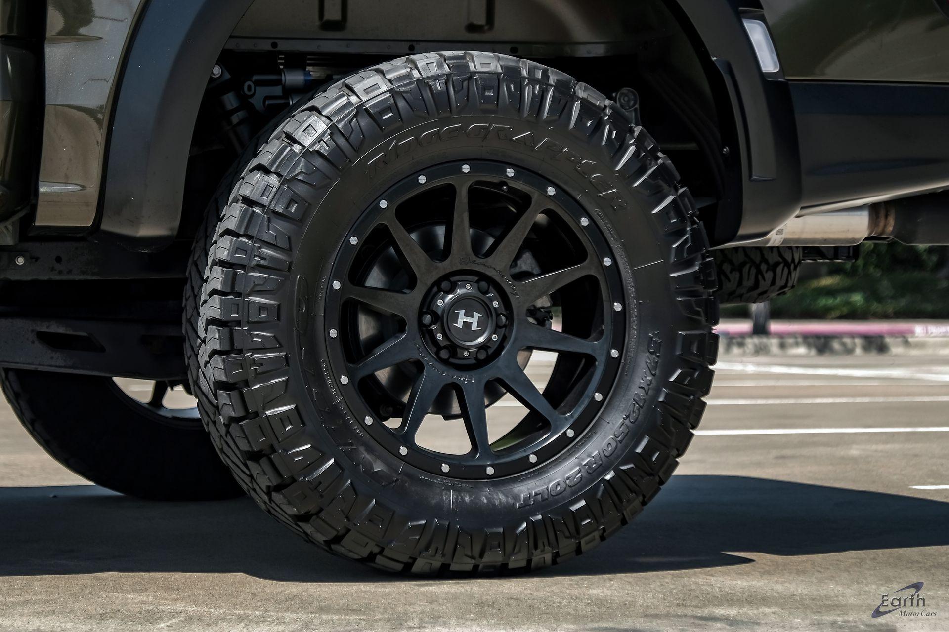 2025 Ford F-150 Raptor R Hennessey Velociraptor 1000