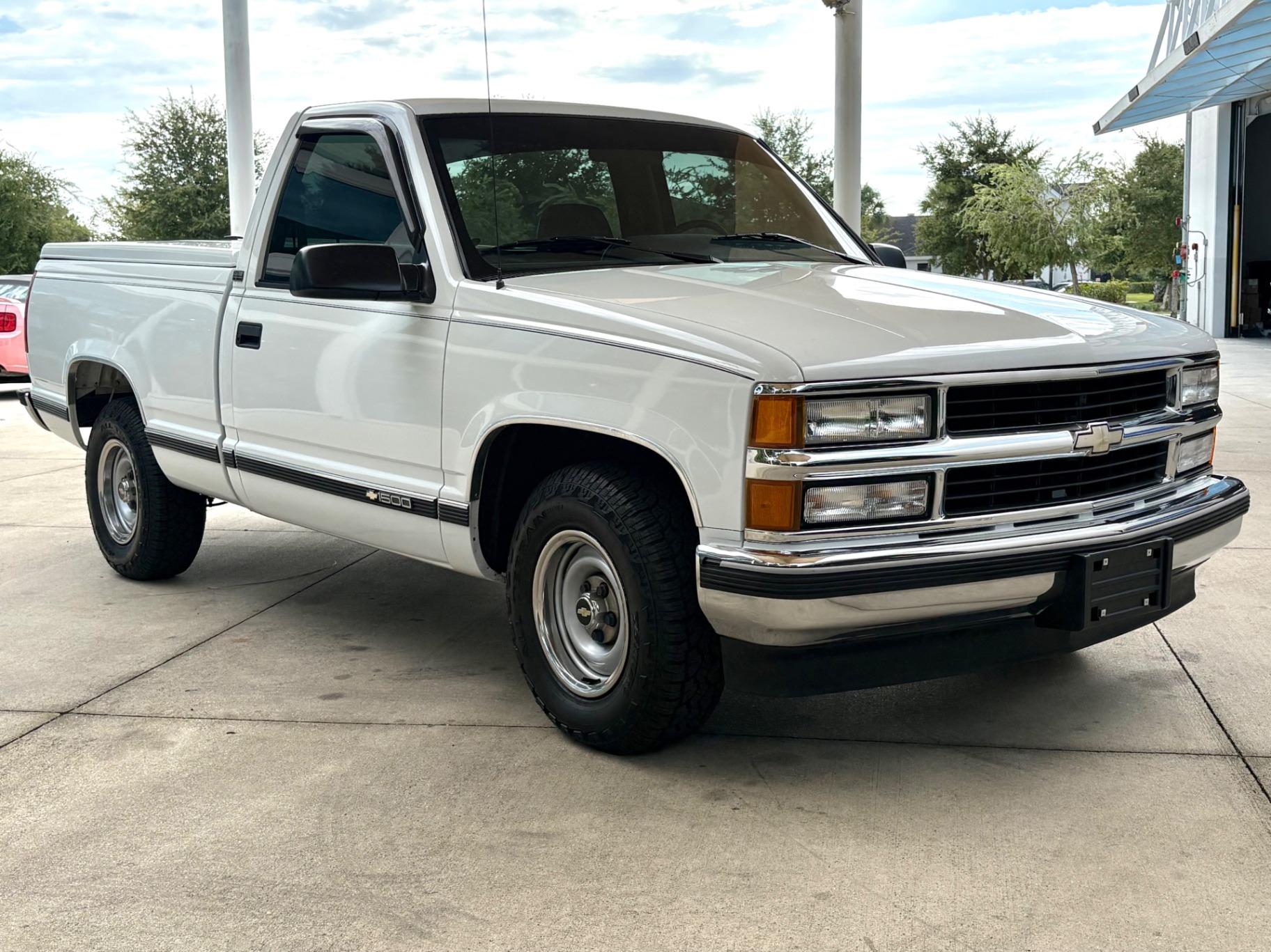 1995 Chevrolet C1500 Cheyenne - 5
