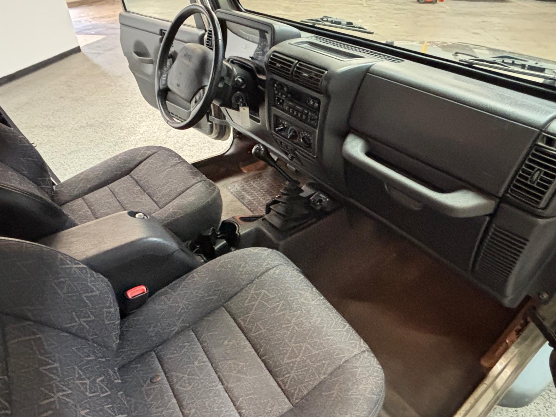 2002 Jeep Wrangler X