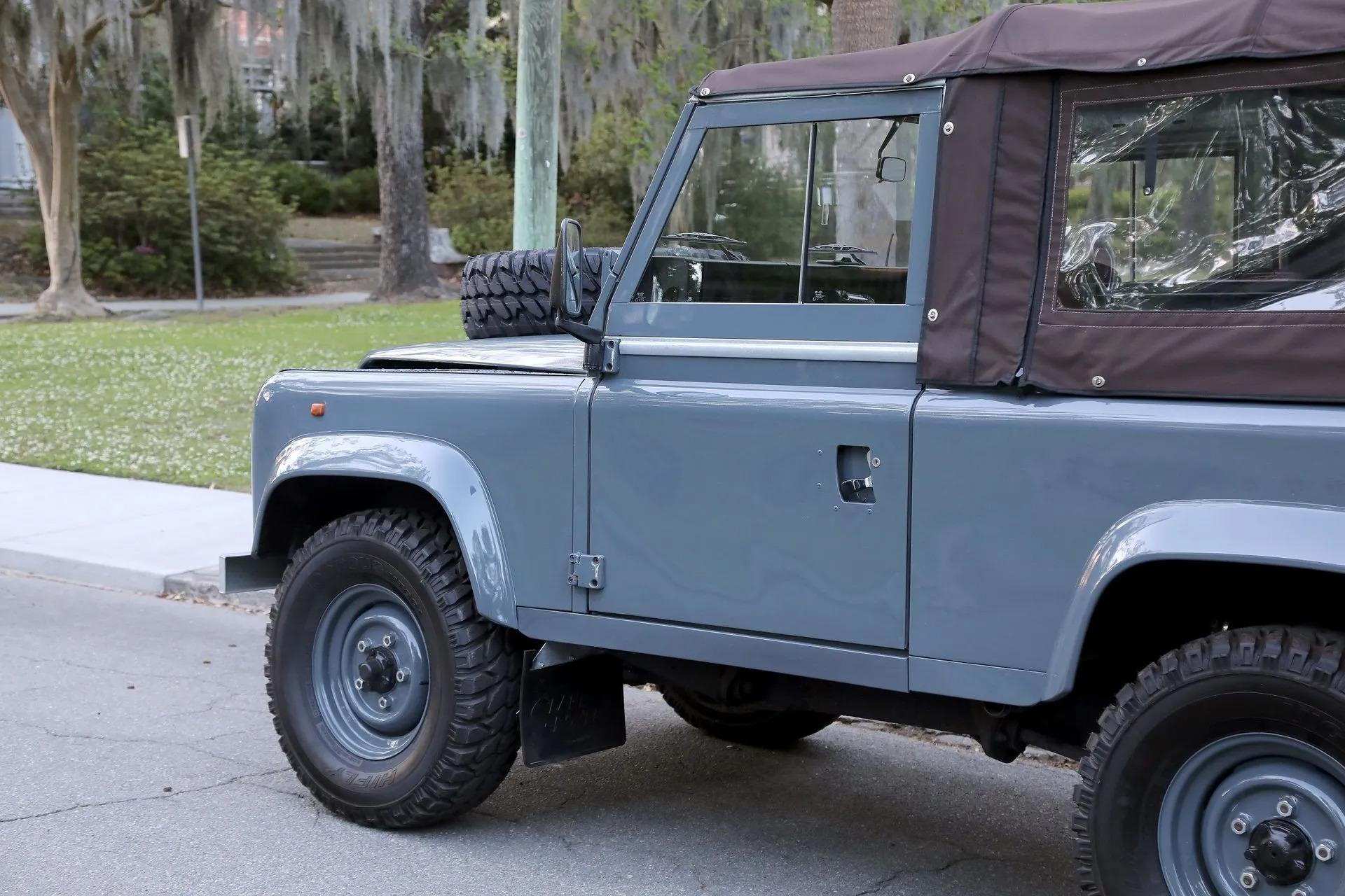 1997 Land Rover Defender 90