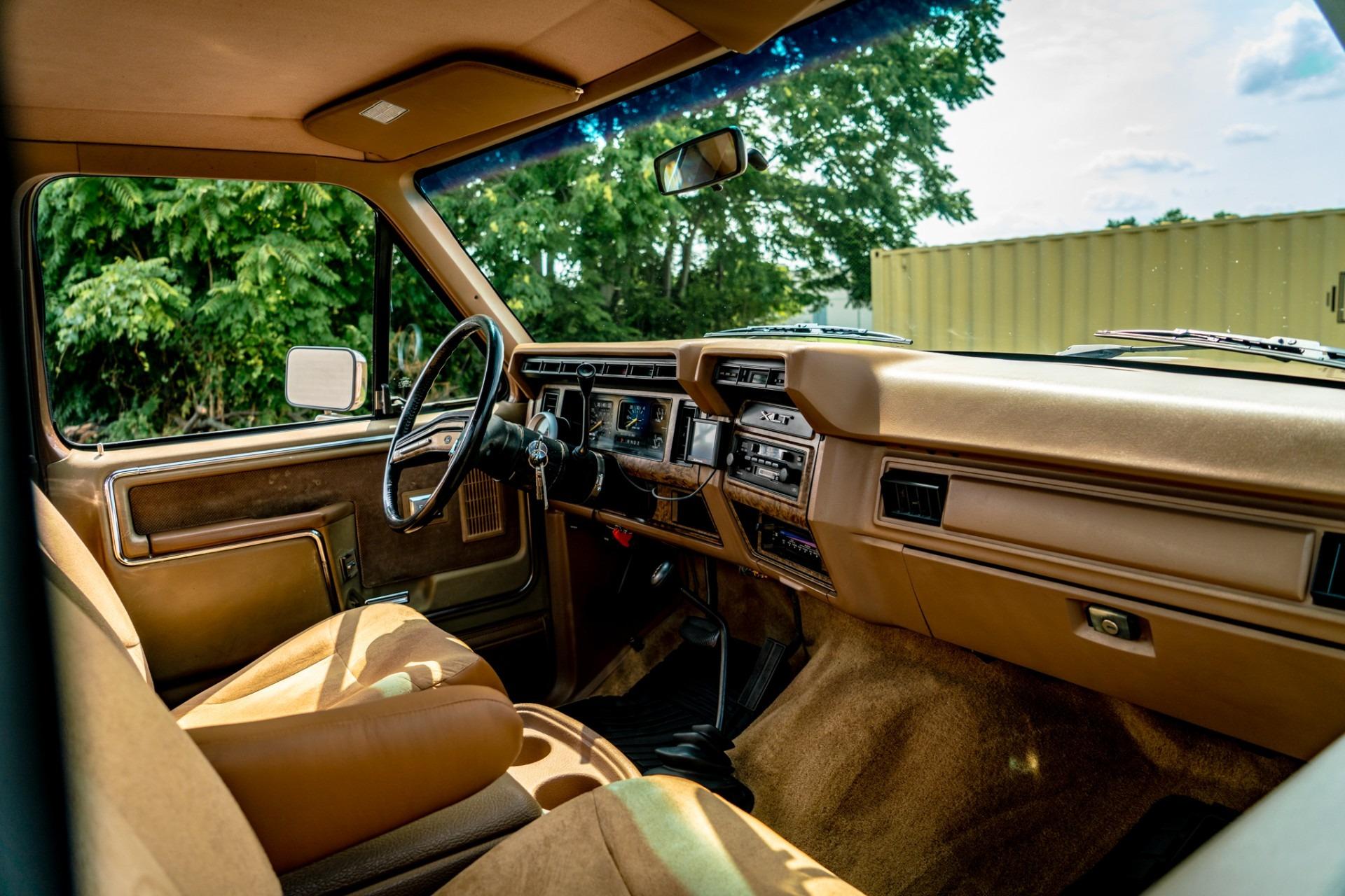 Supercharged 1986 Ford F-150 XLT - 5