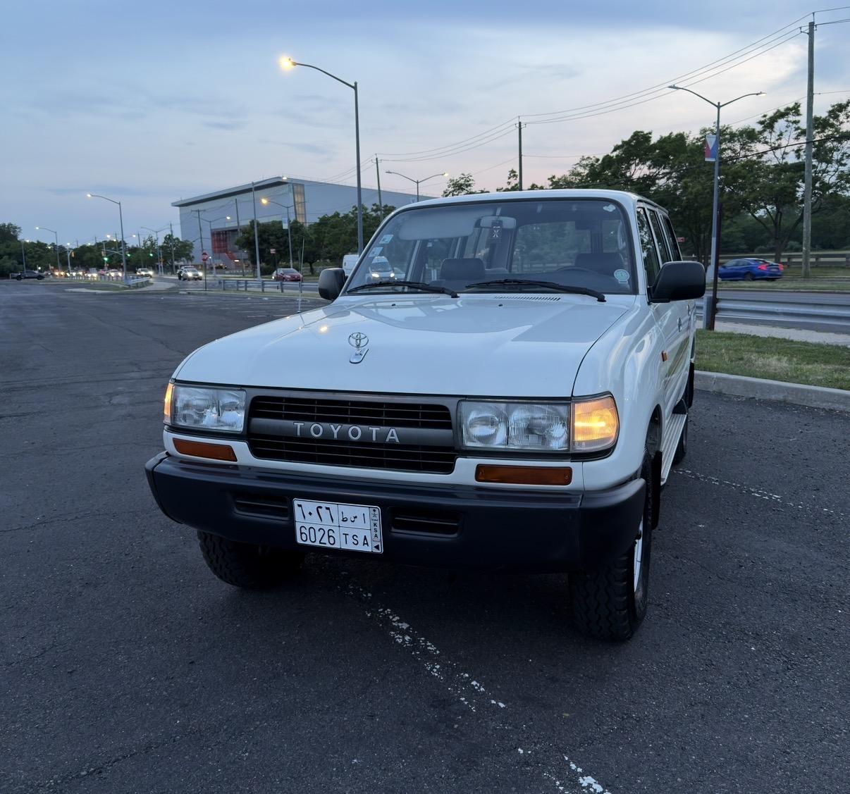 GCC-Spec 1994 Toyota Land Cruiser G - 3