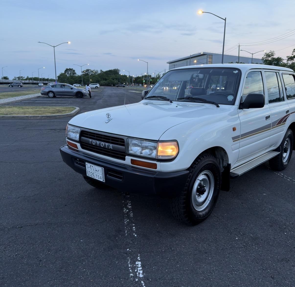 GCC-Spec 1994 Toyota Land Cruiser G - 4