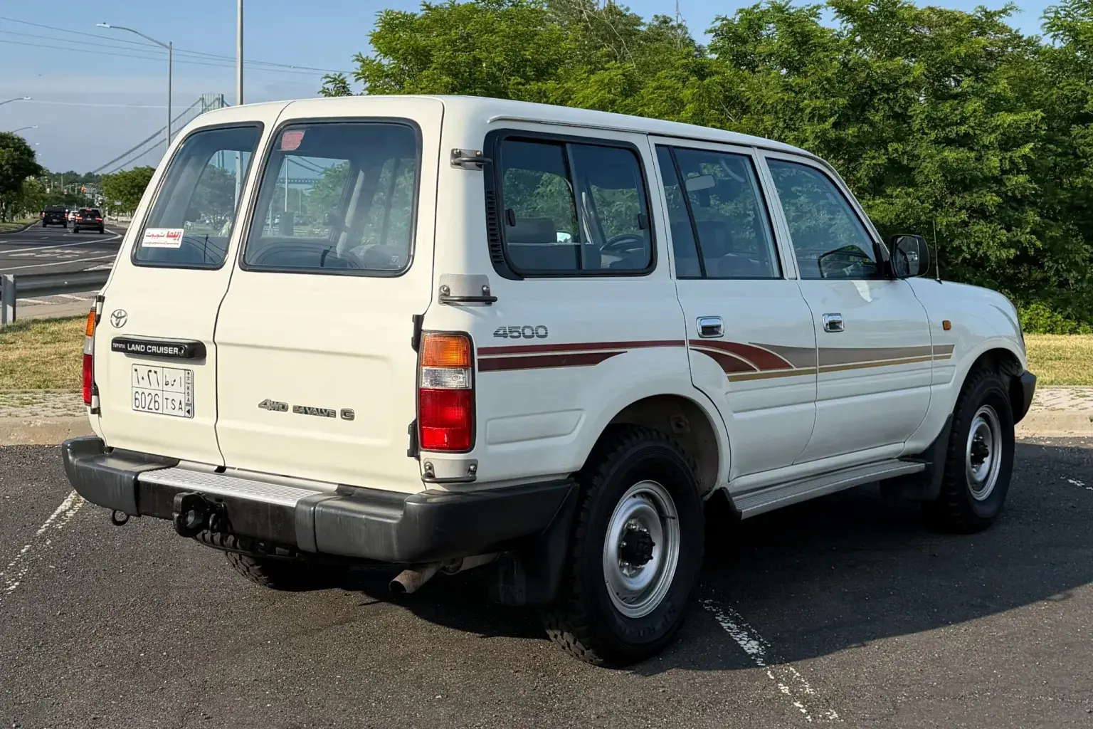 GCC-Spec 1994 Toyota Land Cruiser G - 4