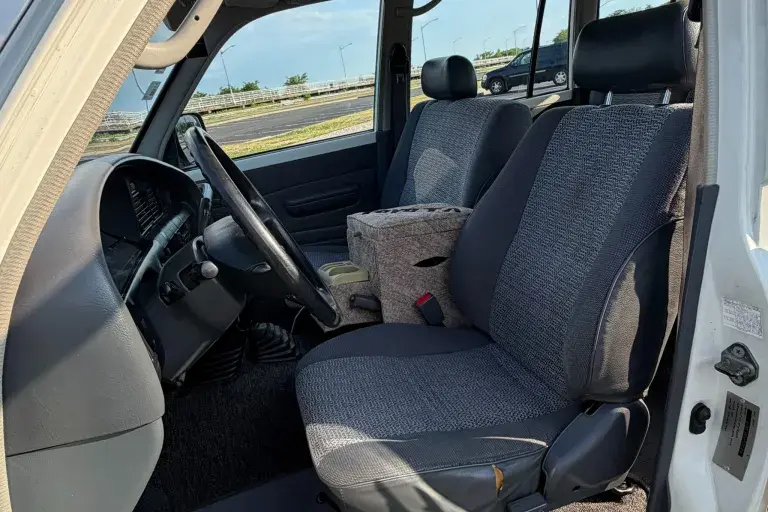 GCC-Spec 1994 Toyota Land Cruiser G