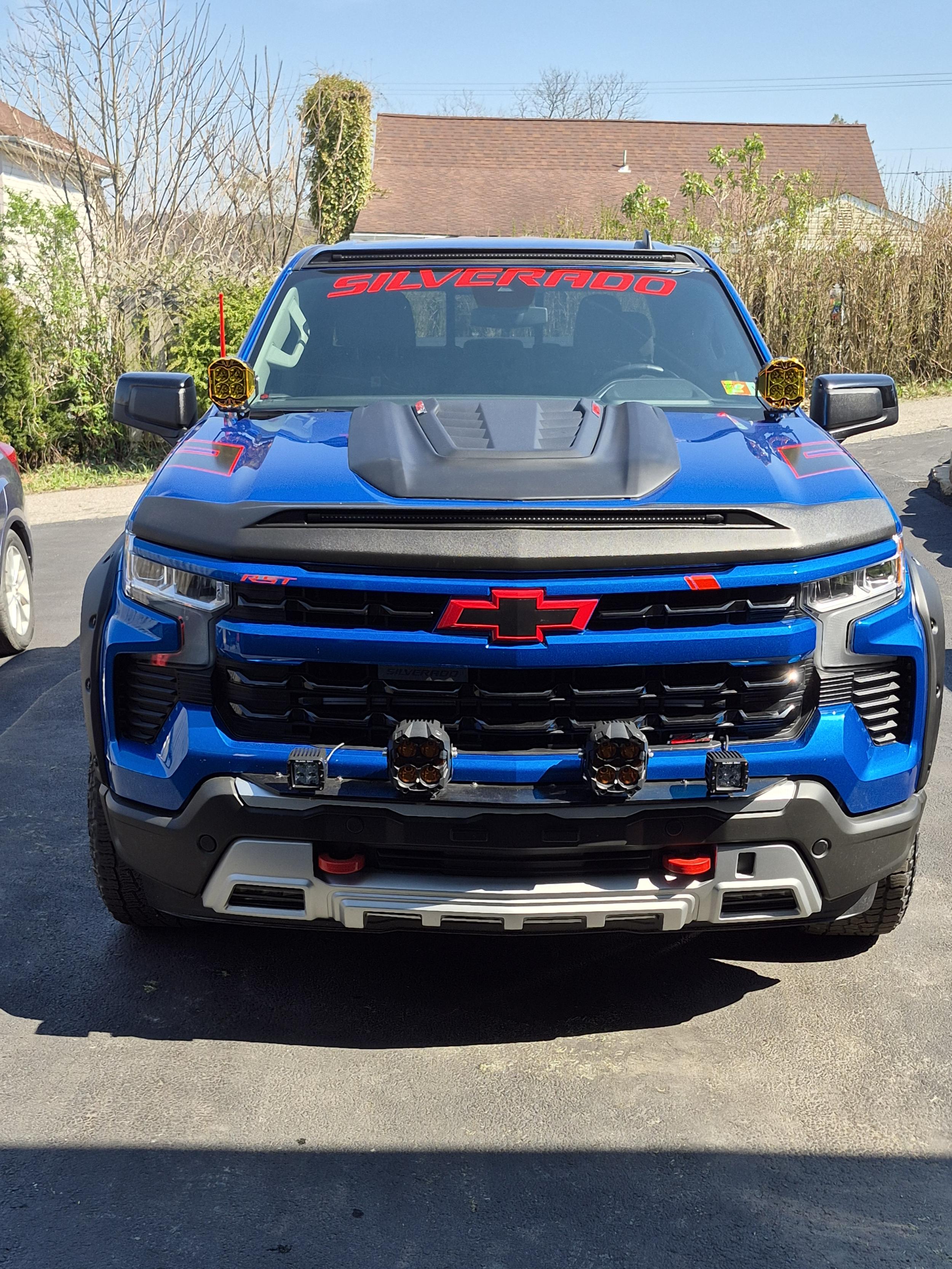 2024 Chevrolet Silverado RST Z71 - 4