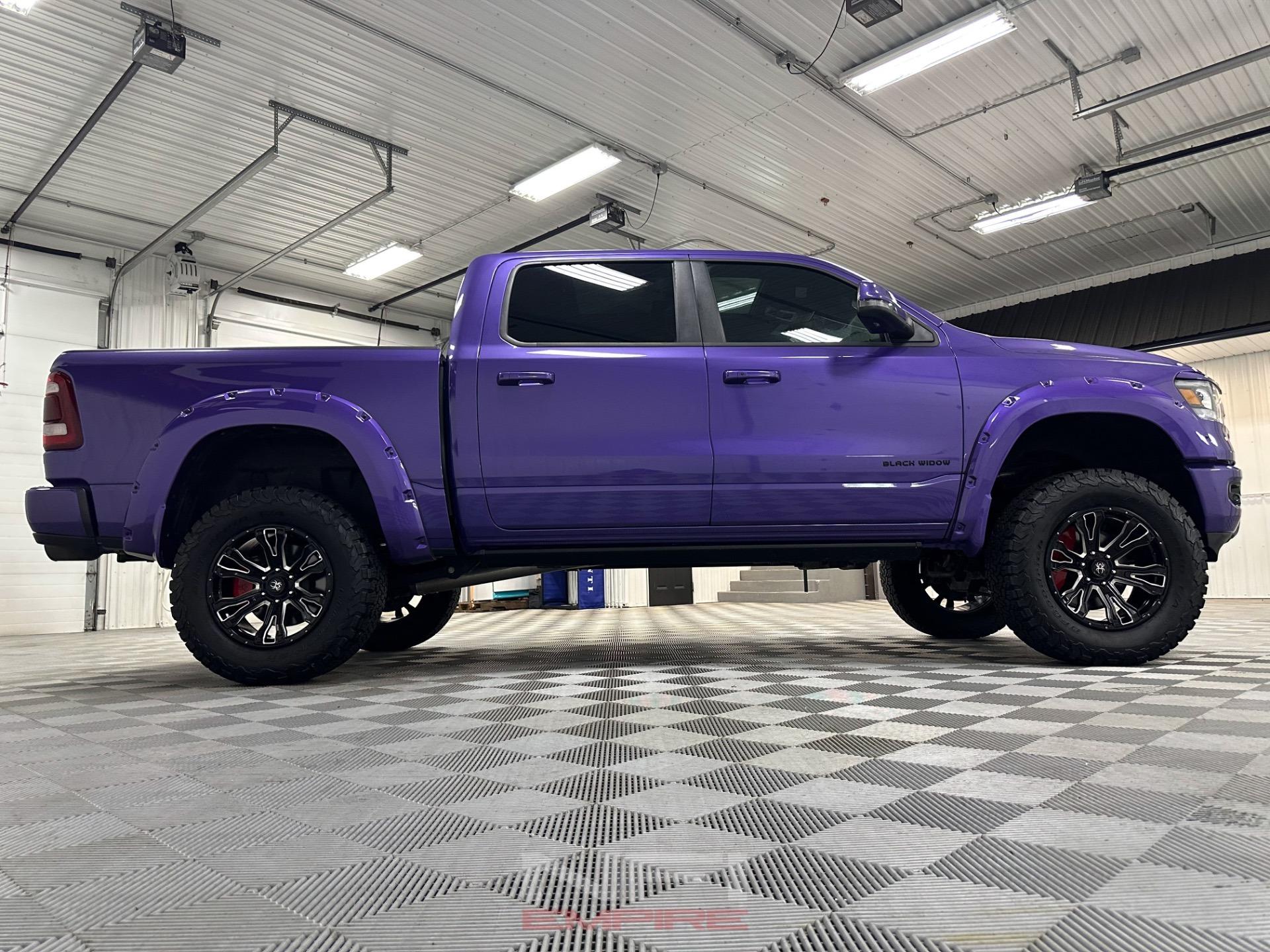 2024 Ram 1500 Laramie Black Widow