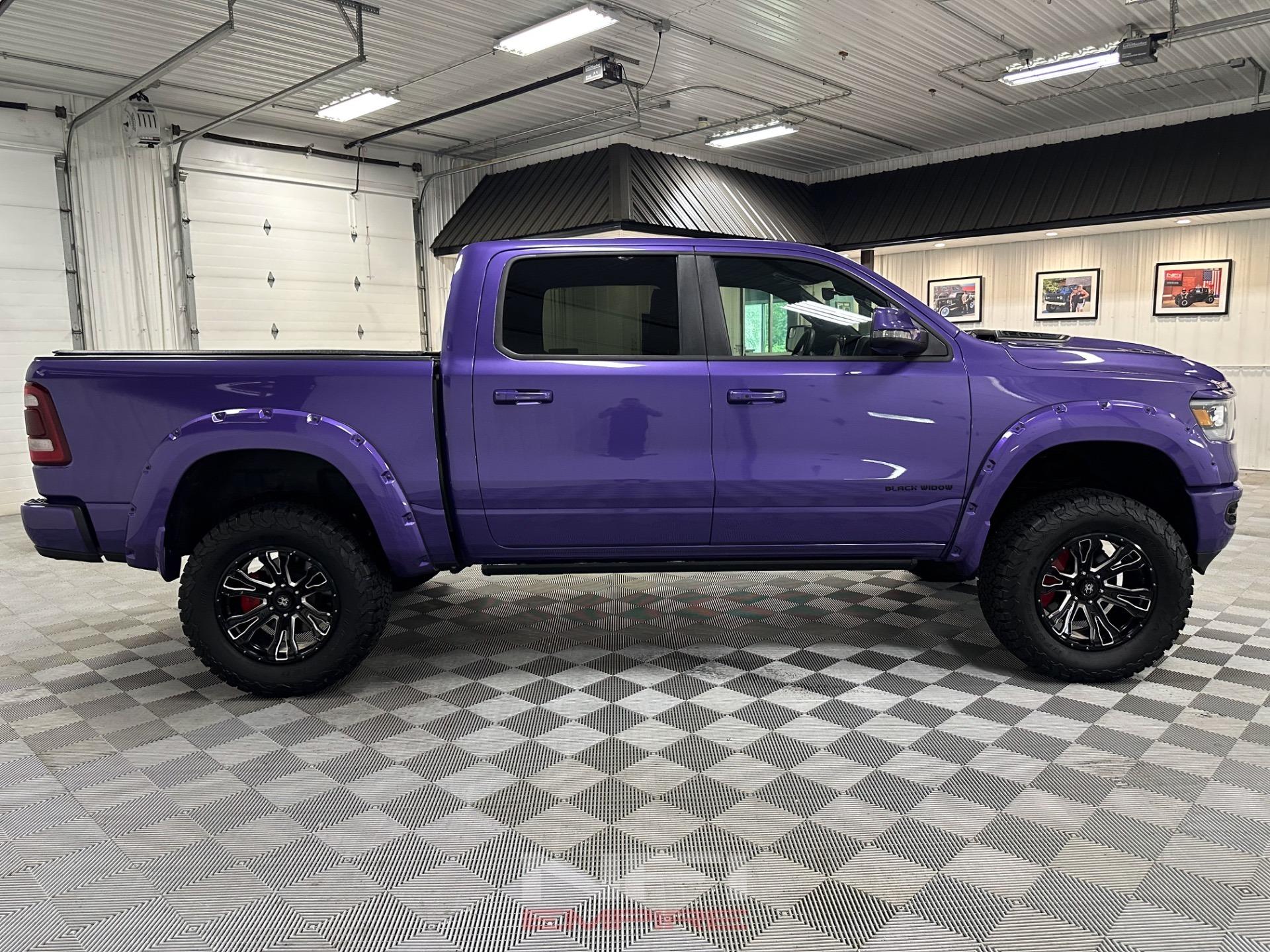 2024 Ram 1500 Laramie Black Widow