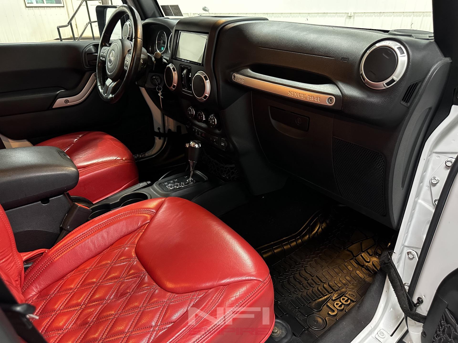 2016 Jeep Wrangler Unlimited Sahara
