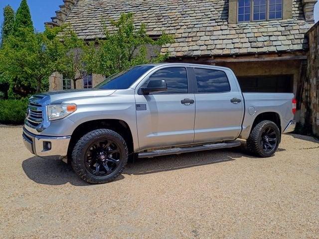 2016 Toyota Tundra SR5