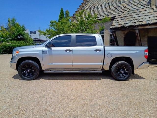 2016 Toyota Tundra SR5