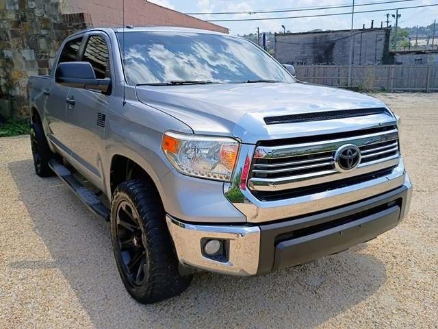 2016 Toyota Tundra SR5 - 3