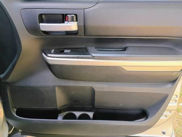 2016 Toyota Tundra SR5