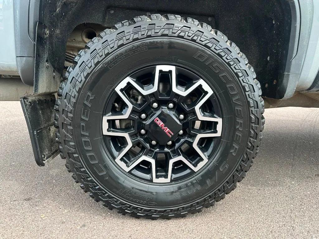 2025 GMC Sierra 2500HD AT4X
