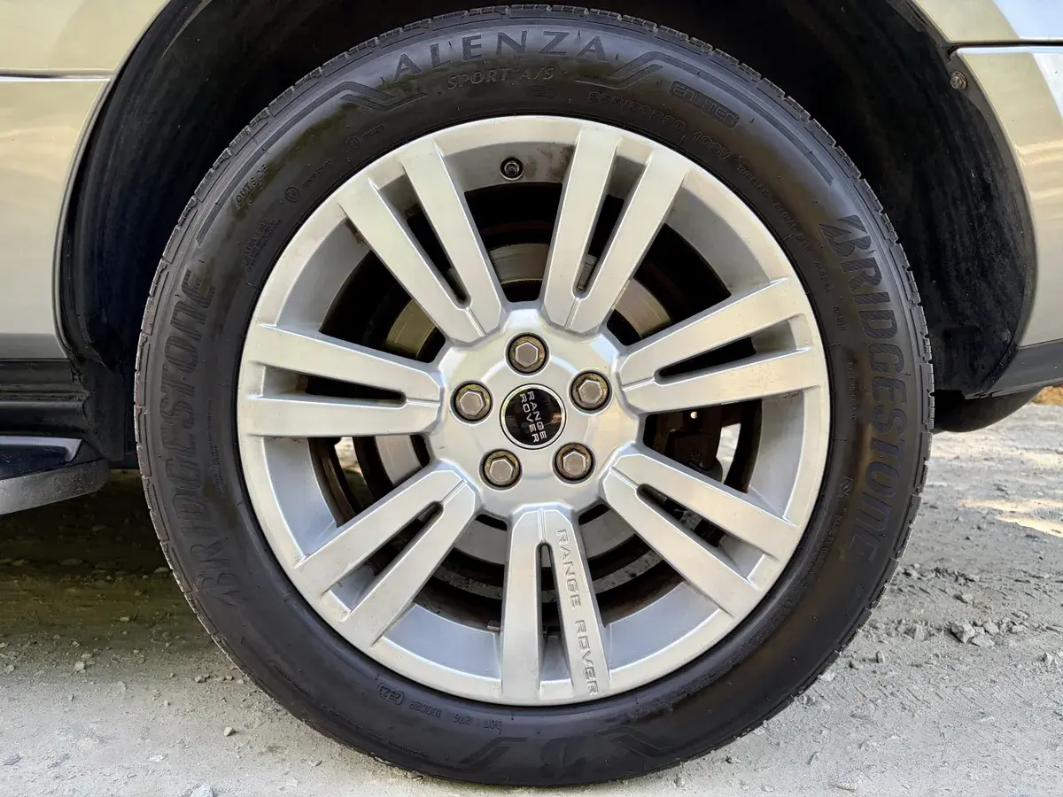 2012 Land Rover Range Rover HSE Lux