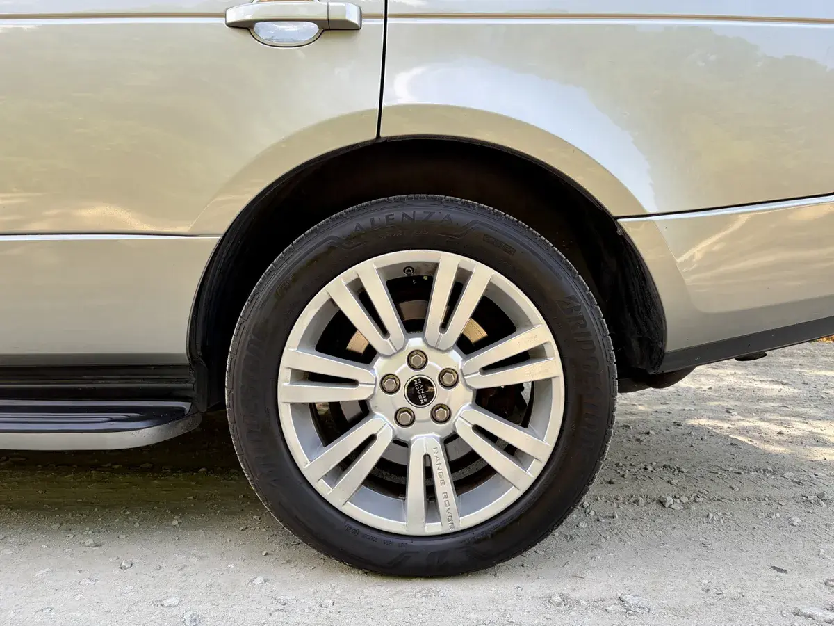 2012 Land Rover Range Rover HSE Lux