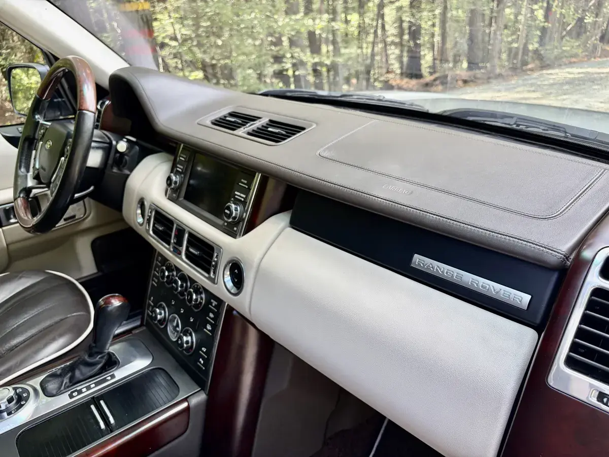2012 Land Rover Range Rover HSE Lux