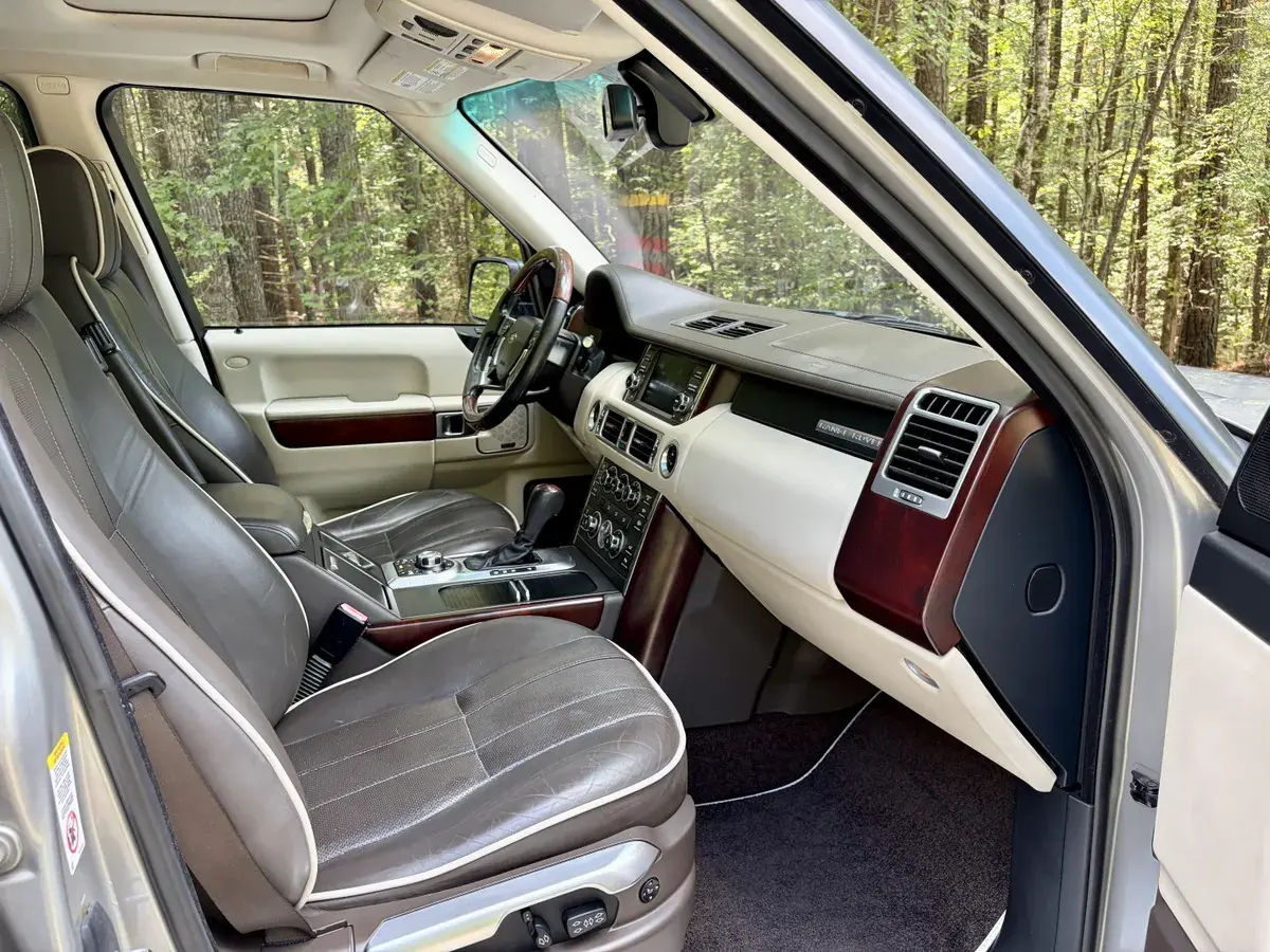 2012 Land Rover Range Rover HSE Lux