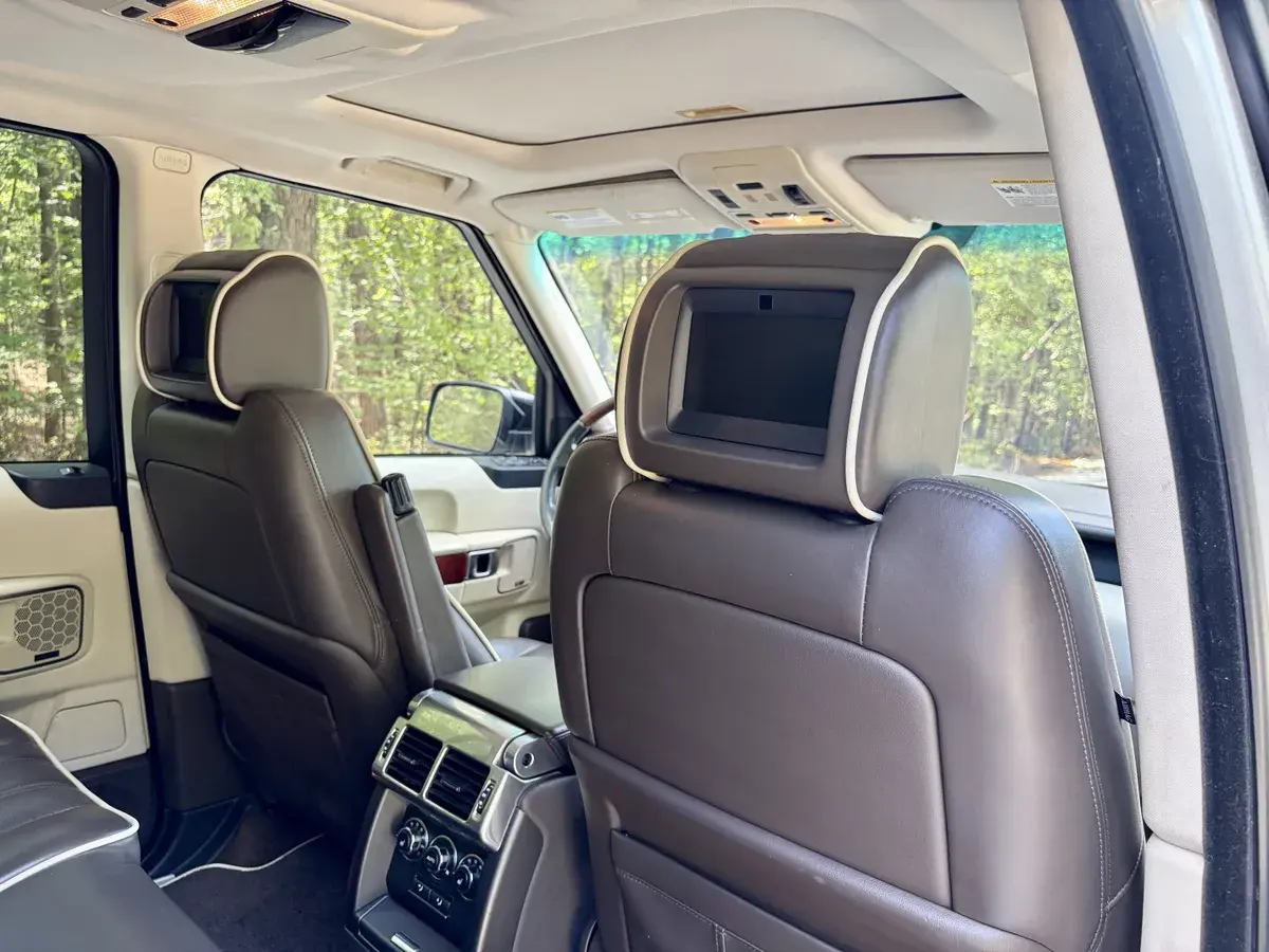 2012 Land Rover Range Rover HSE Lux