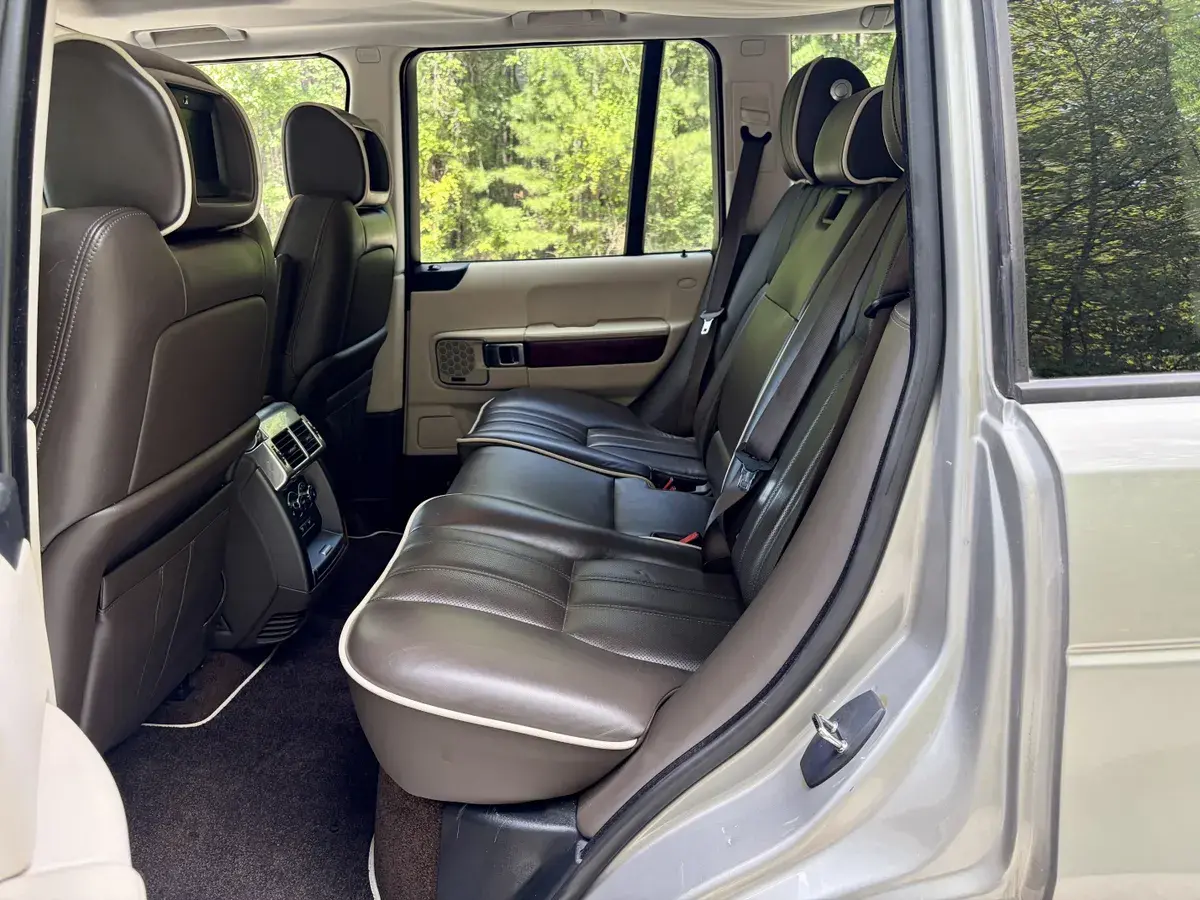 2012 Land Rover Range Rover HSE Lux