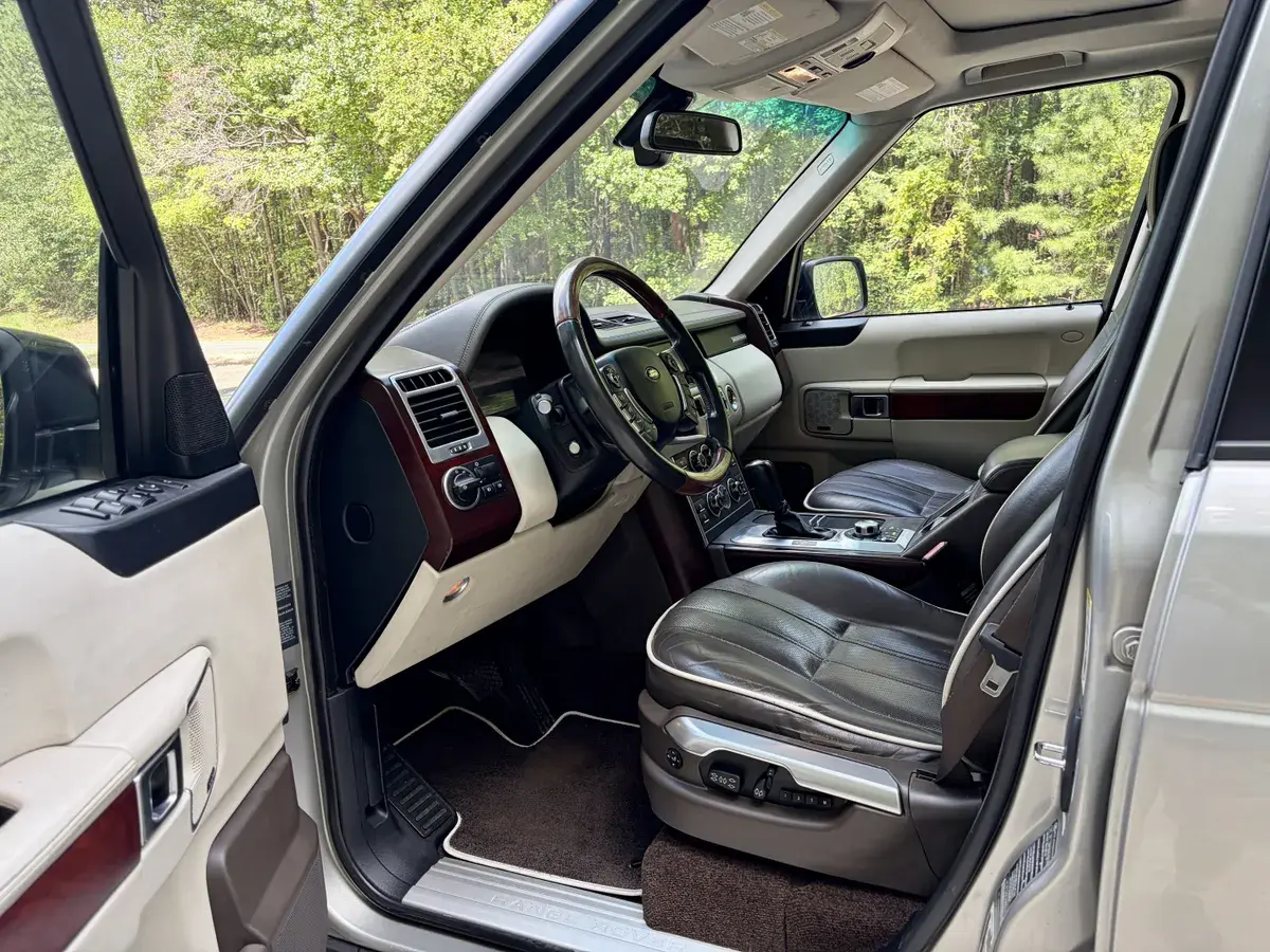 2012 Land Rover Range Rover HSE Lux