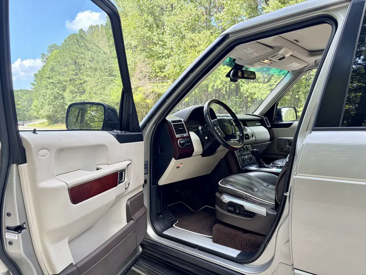 2012 Land Rover Range Rover HSE Lux