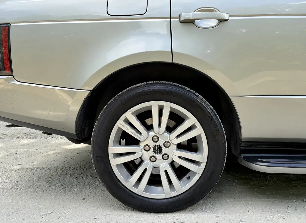 2012 Land Rover Range Rover HSE Lux