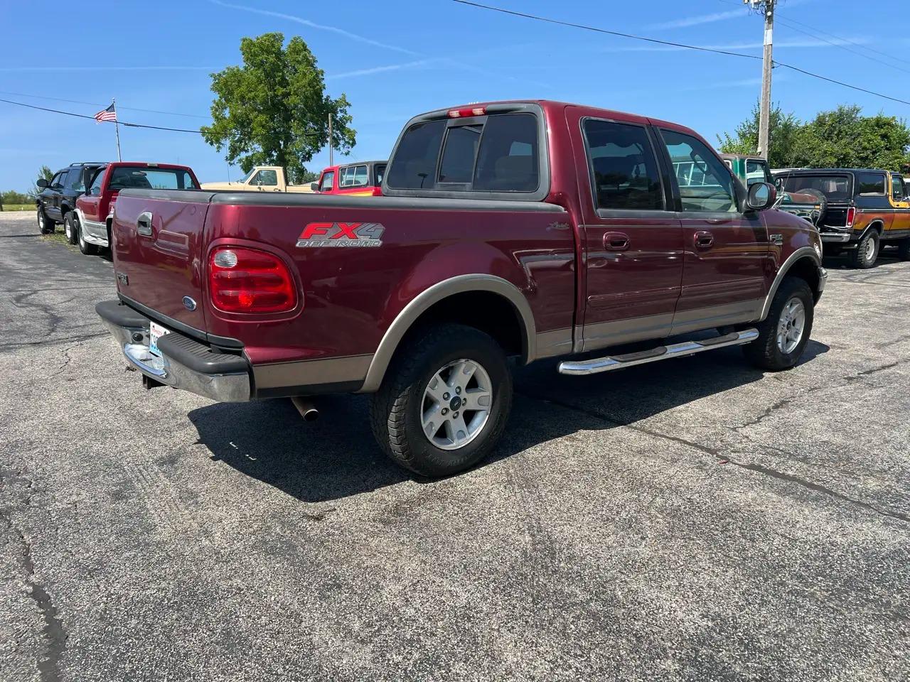 2003 Ford F-150 SuperCrew Lariat - 3
