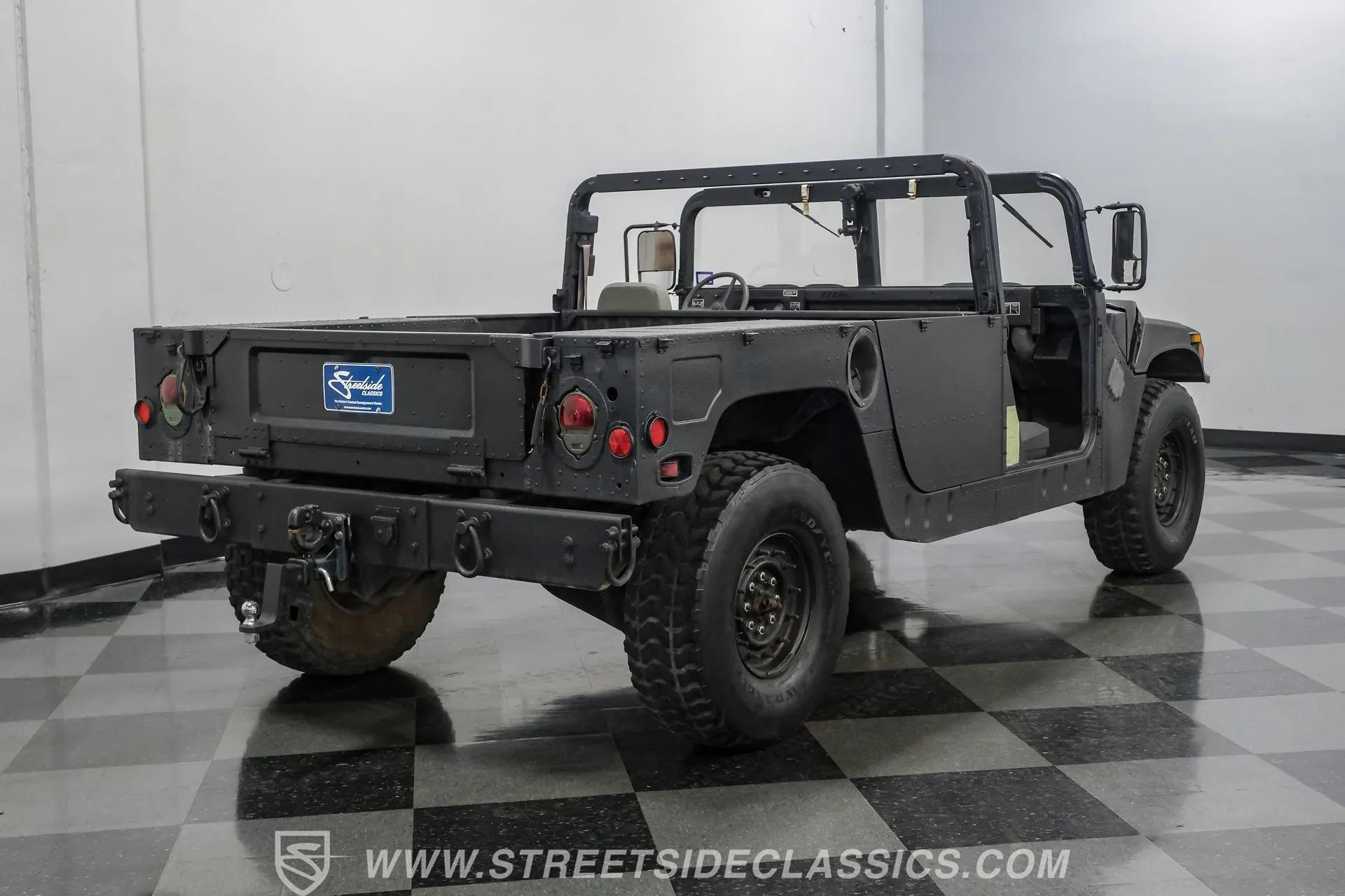 2007 AM General M1097R1 Humvee Pickup